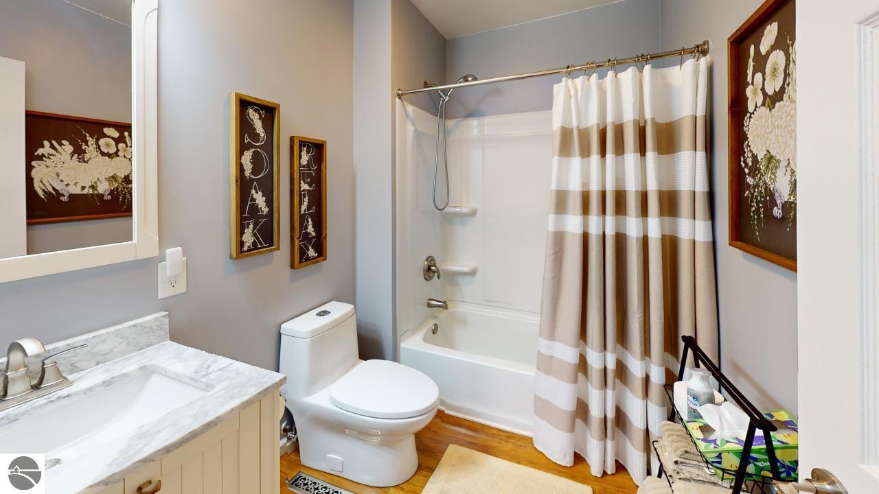 512 Manee Street, Clare, MI 48617 — Photo 19
