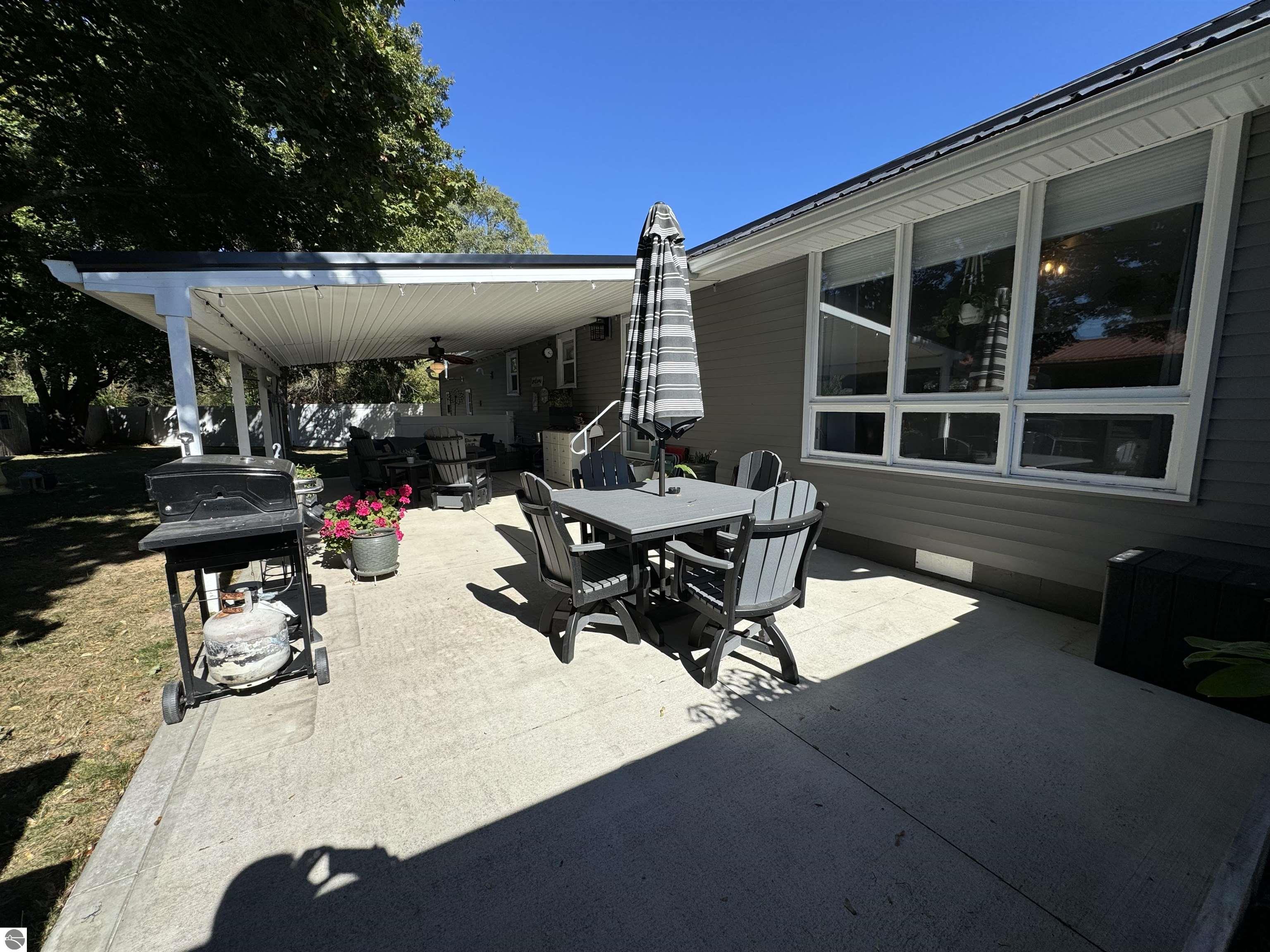 512 Manee Street, Clare, MI 48617 — Photo 29