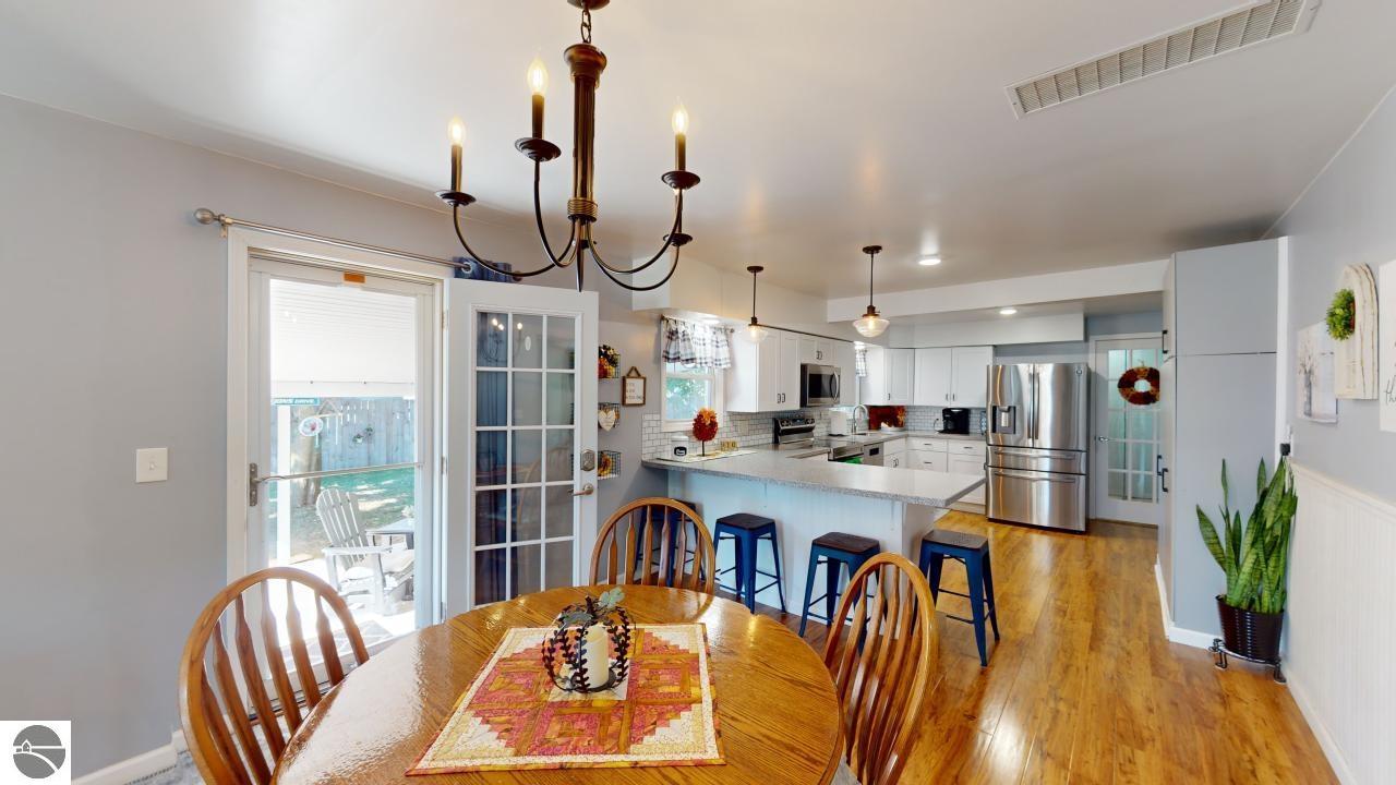 512 Manee Street, Clare, MI 48617 — Photo 9