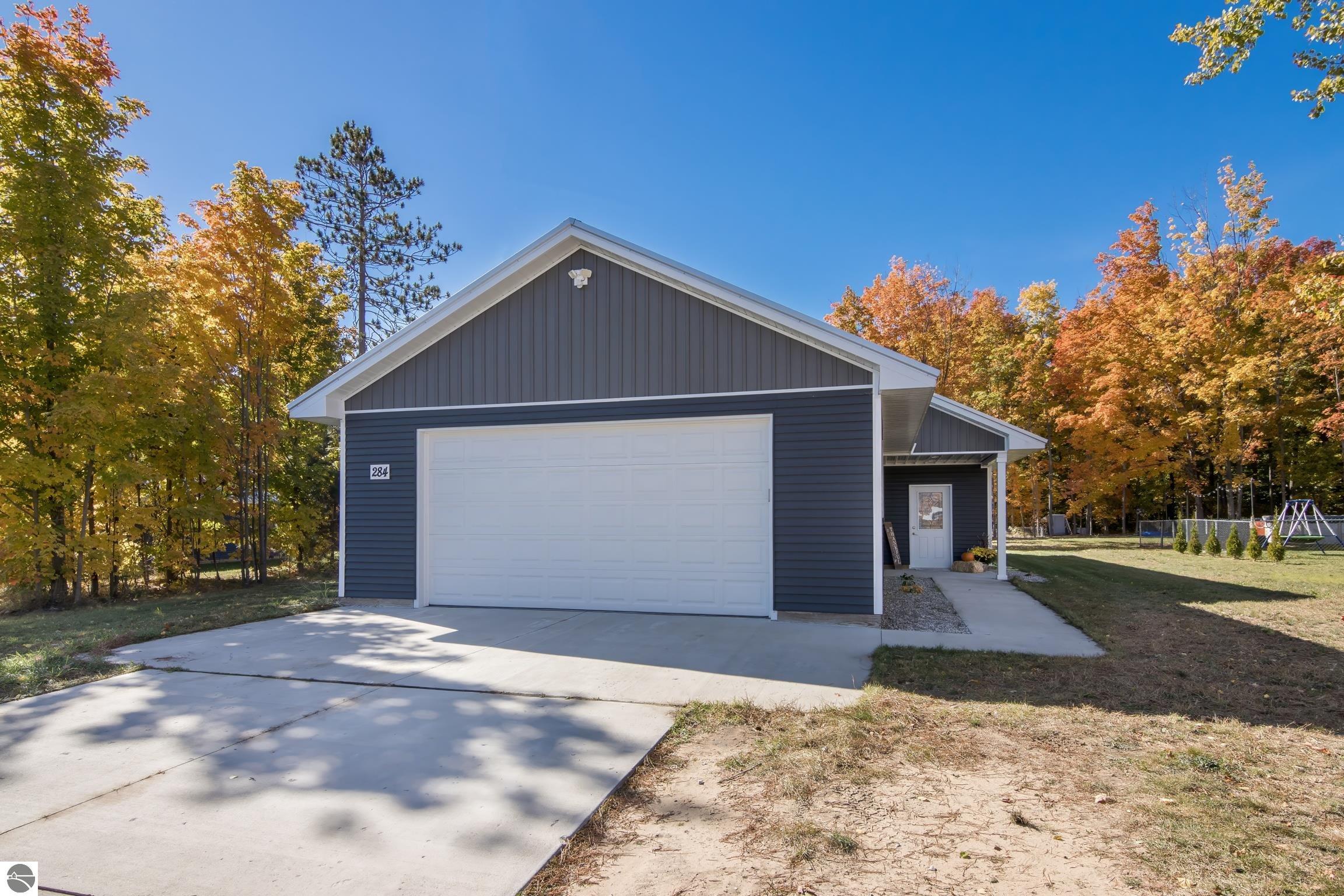 284 Cayo Drive, Buckley, MI 49620 — Photo 2