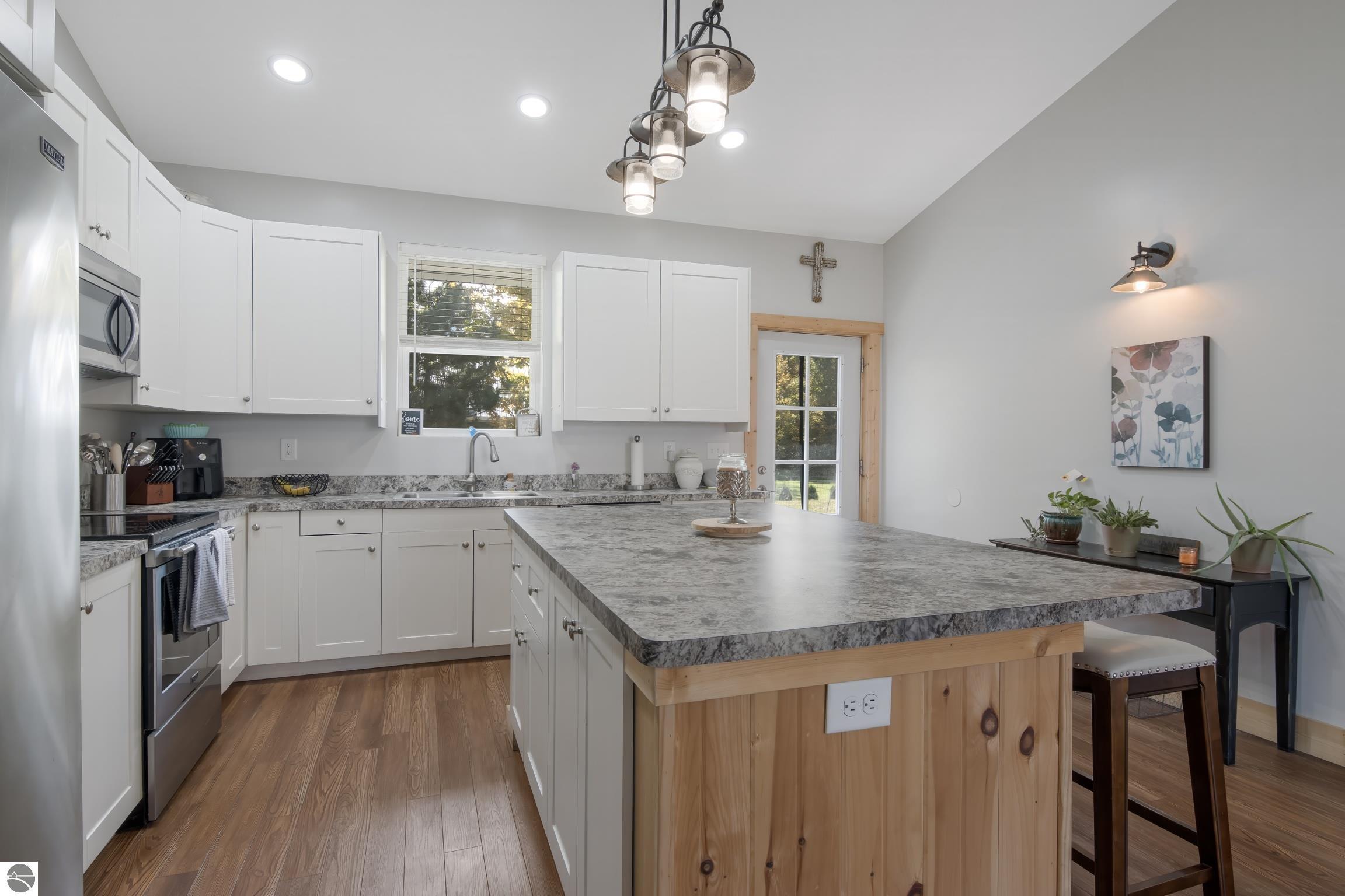 284 Cayo Drive, Buckley, MI 49620 — Photo 9