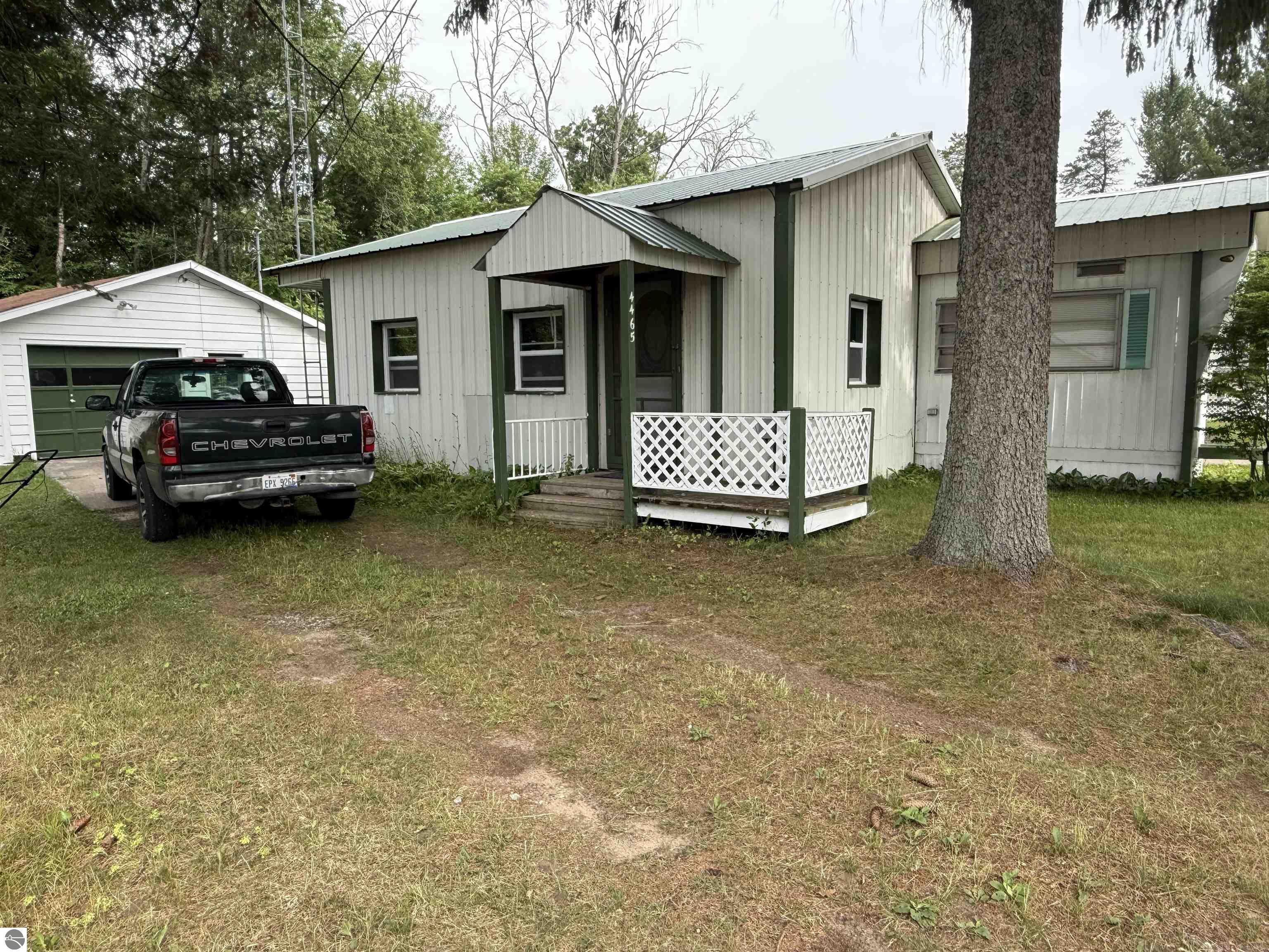 Click to enlarge photo