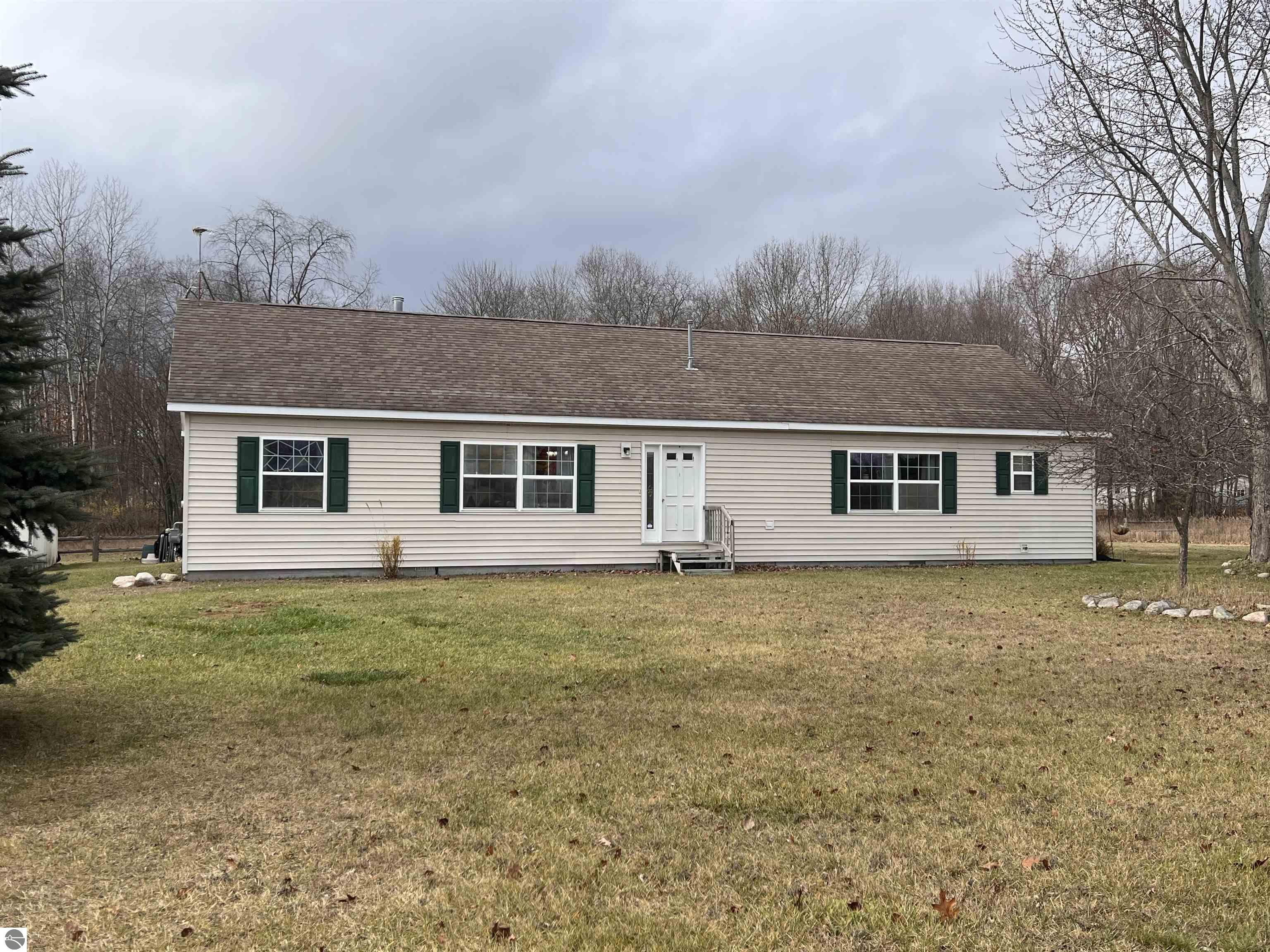 1028 Bundy Drive, Lake Isabella, MI 48893 — Photo 2