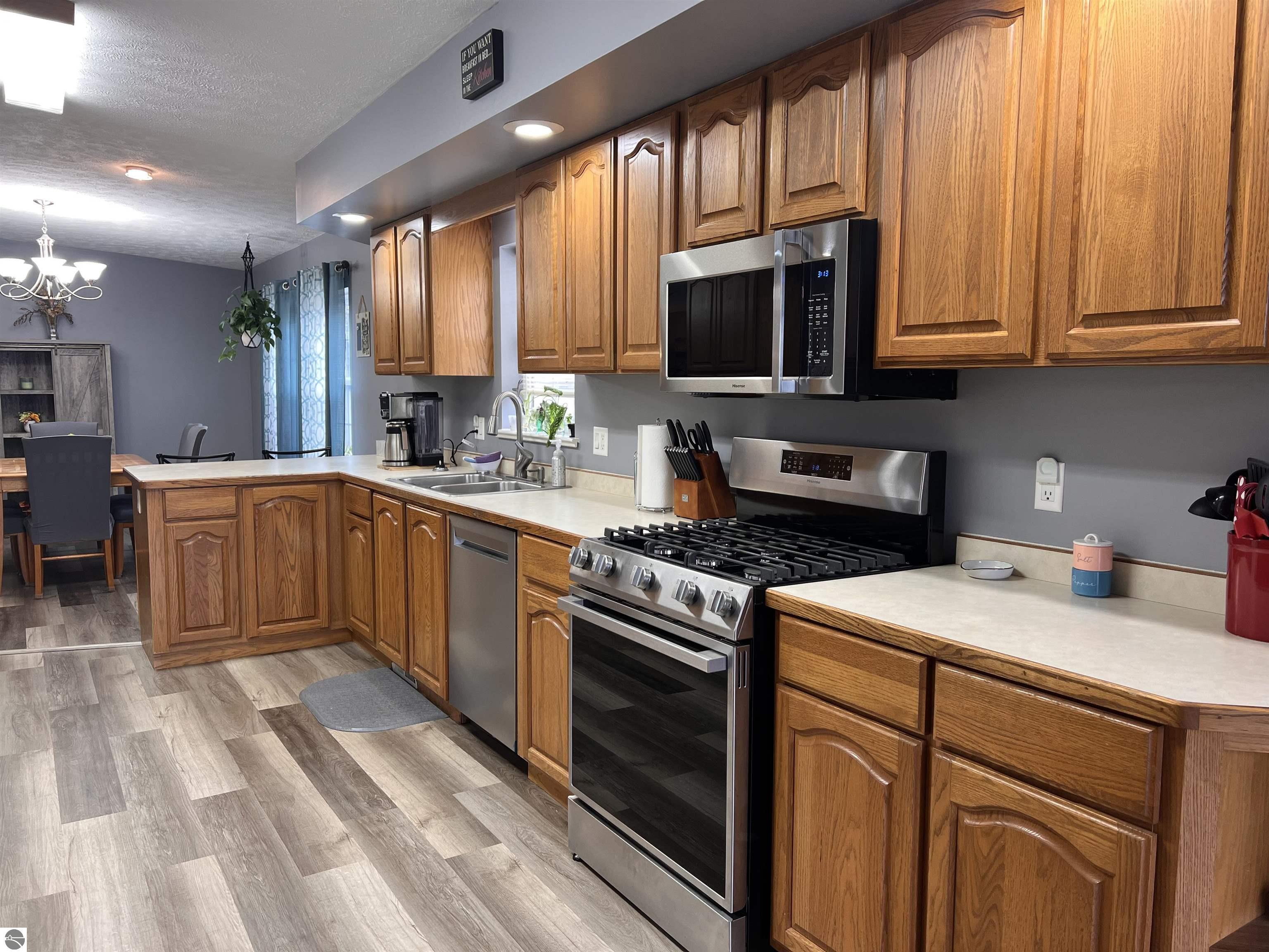 1028 Bundy Drive, Lake Isabella, MI 48893 — Photo 4