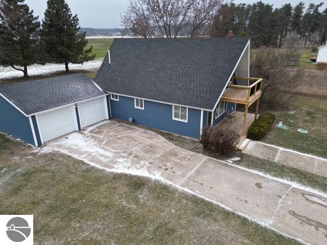 1050 Fairway Drive, Lake Isabella, MI 48893 — Photo 17