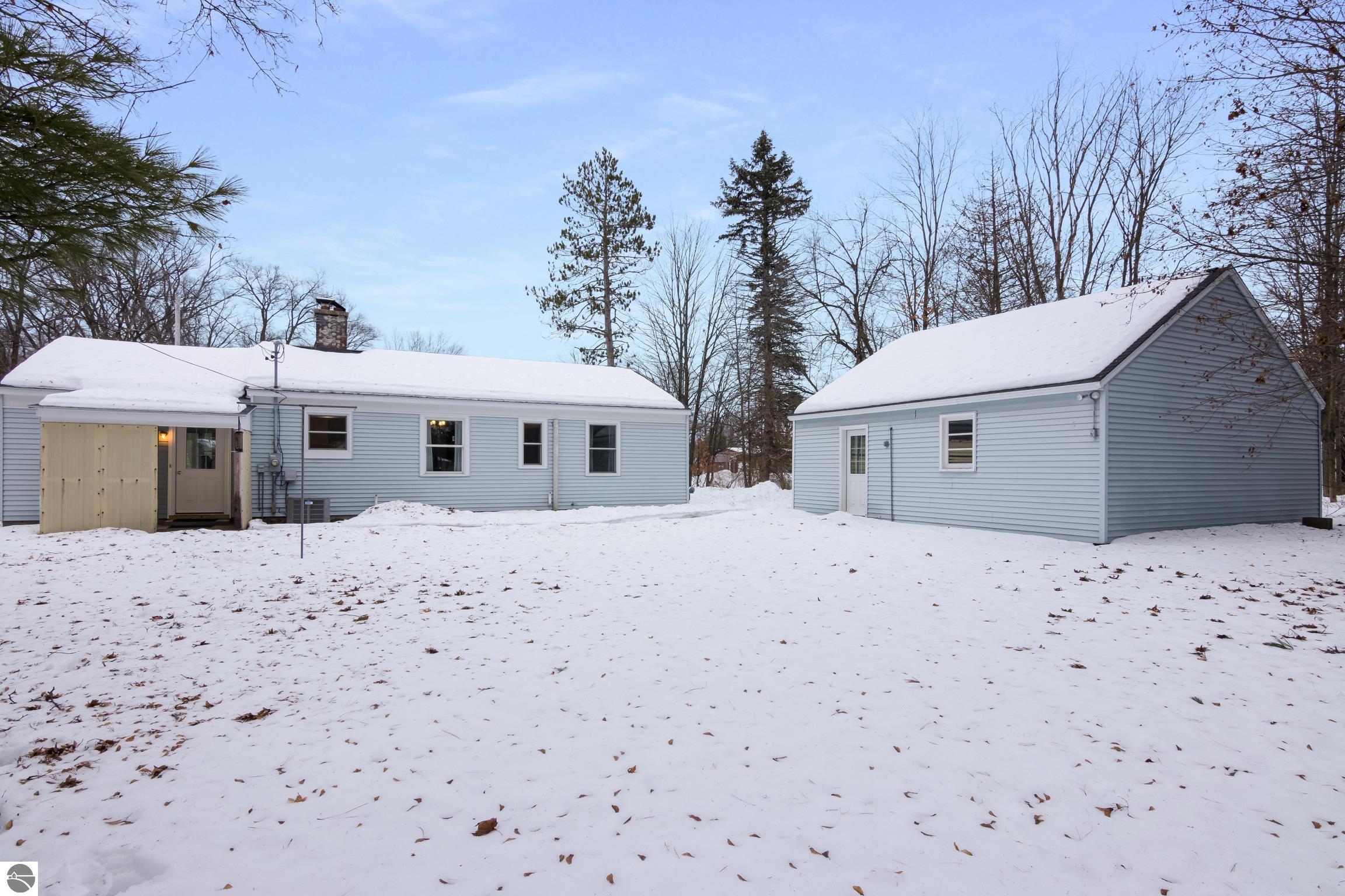 212 S Coral Street, Kalkaska, MI 49646 — Photo 2