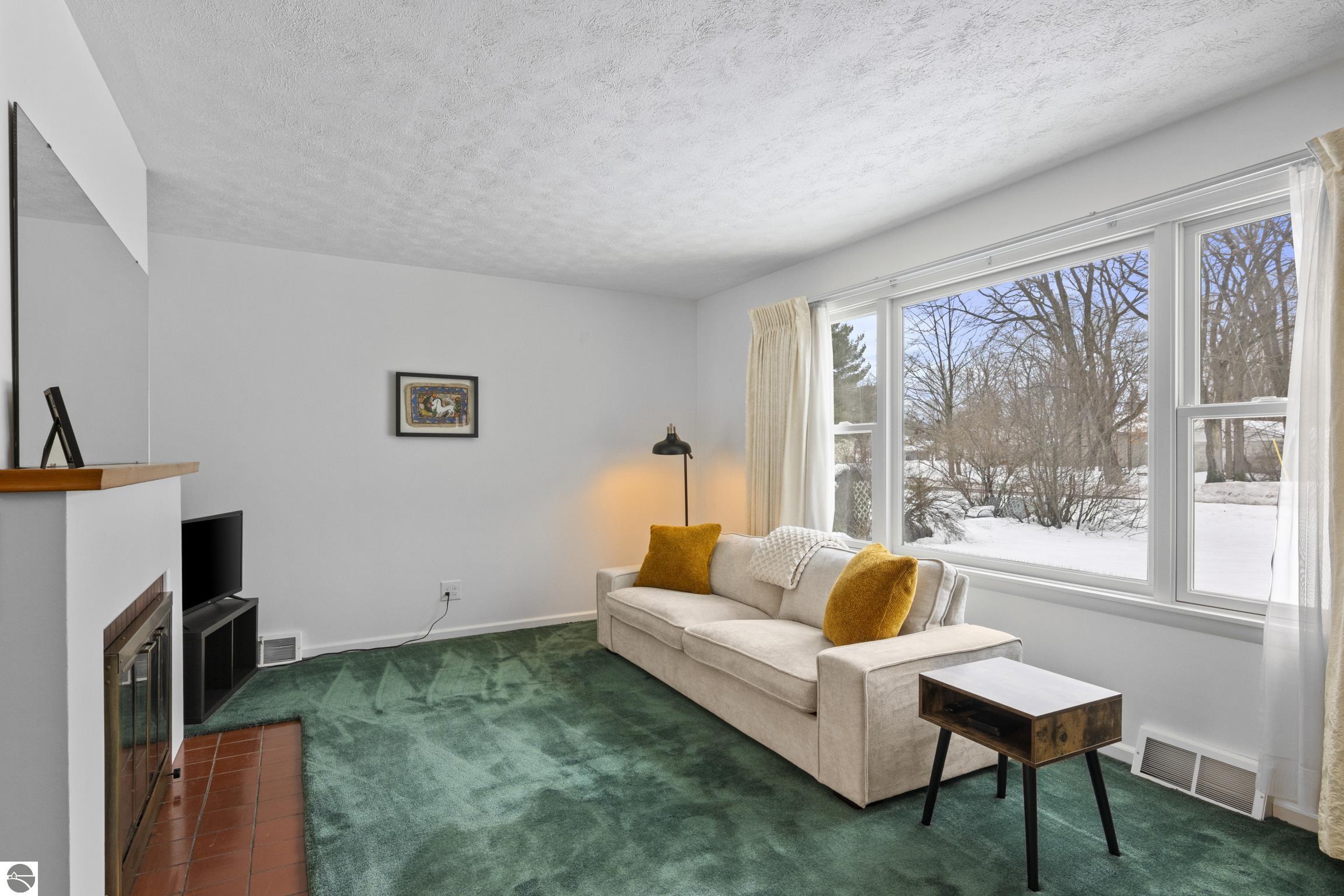 212 S Coral Street, Kalkaska, MI 49646 — Photo 4