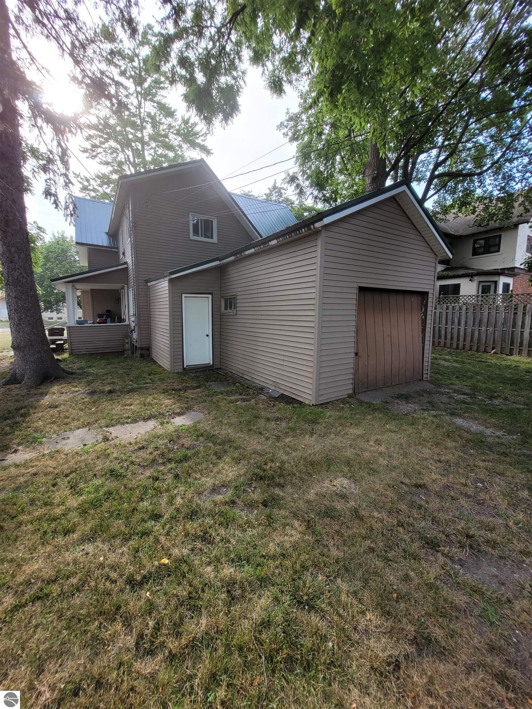 426 N State Street, Alma, MI 48801 — Photo 4