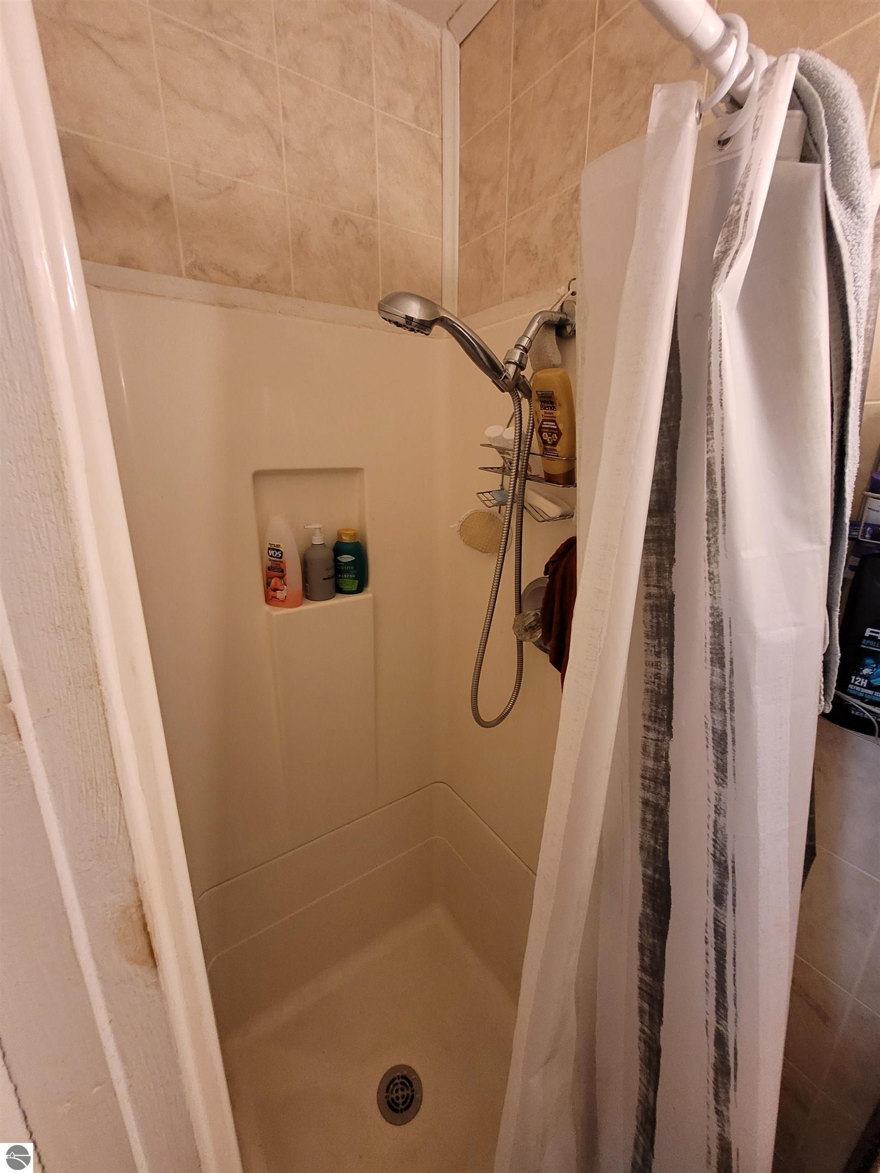 426 N State Street, Alma, MI 48801 — Photo 35