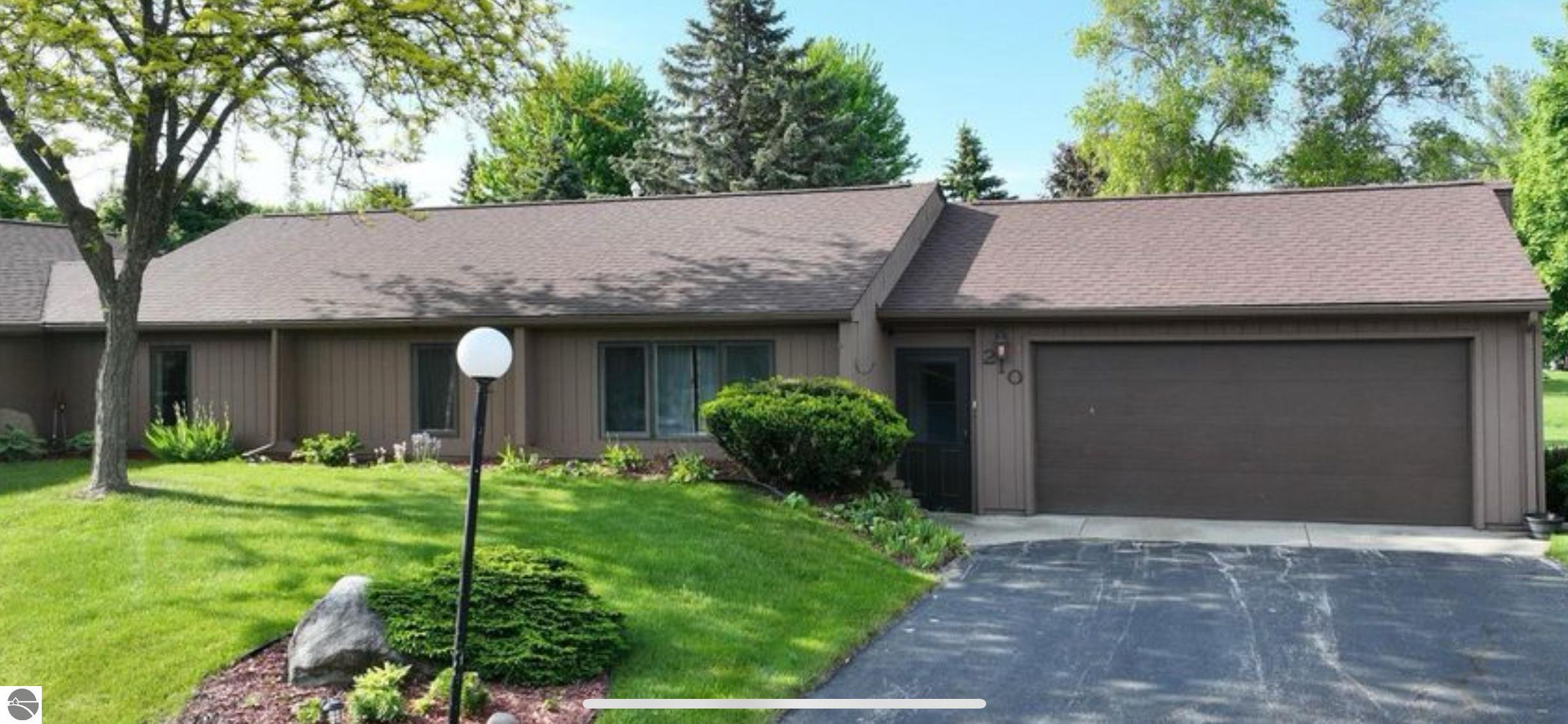 210 Darley Avenue A, Auburn, MI 48611 — front exterior