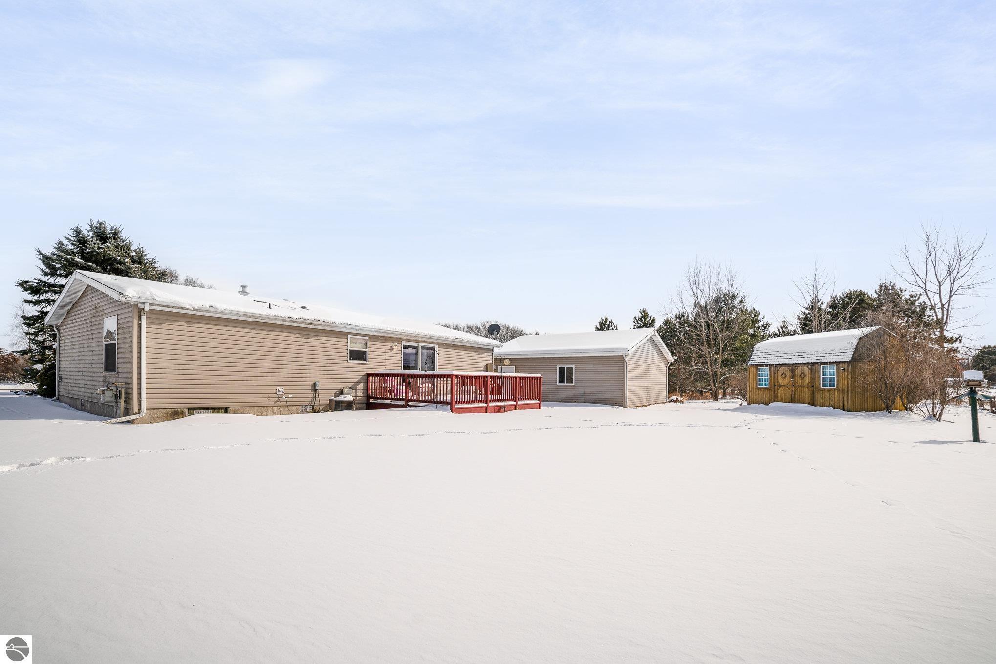1051 Duquesa Drive, Weidman, MI 48893 — Photo 26