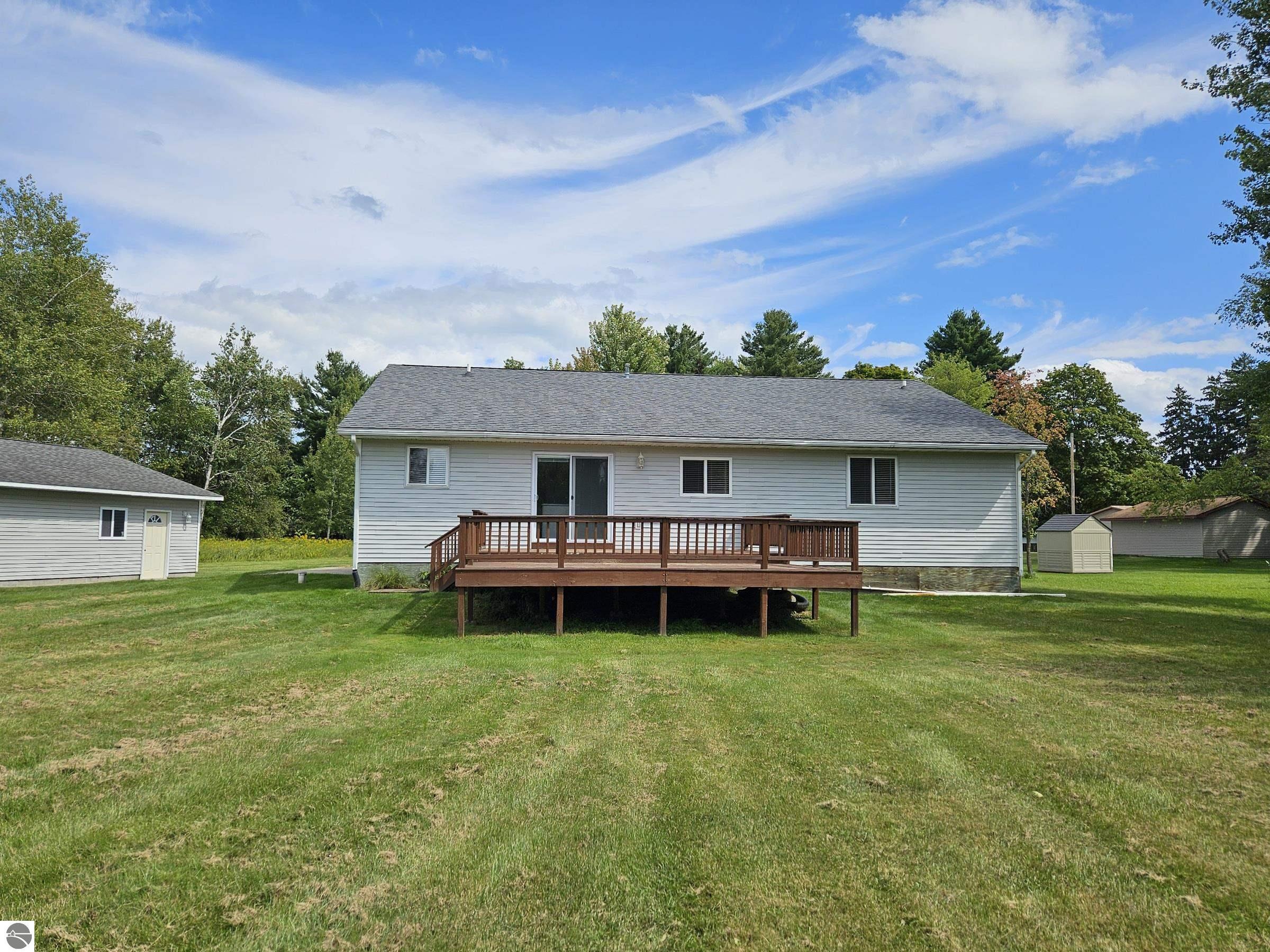 711 Sawyer, East Tawas, MI 48730 — Photo 63