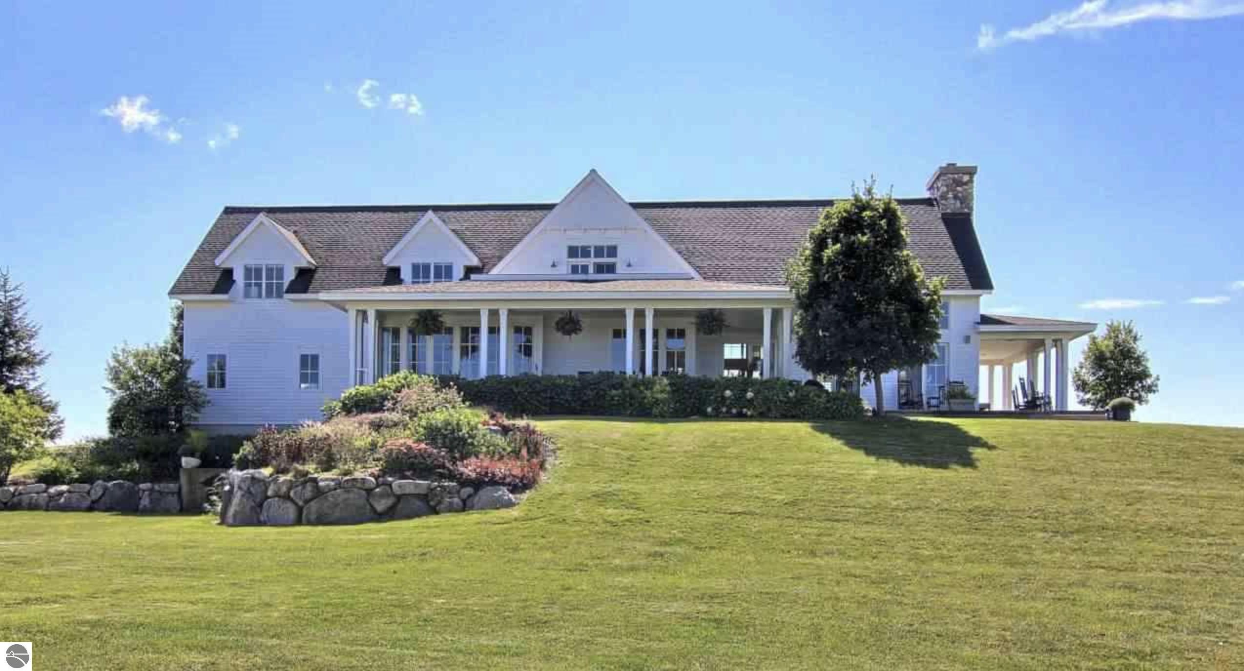 10292 E Fort Road, Suttons Bay, MI 49682 — Photo 87