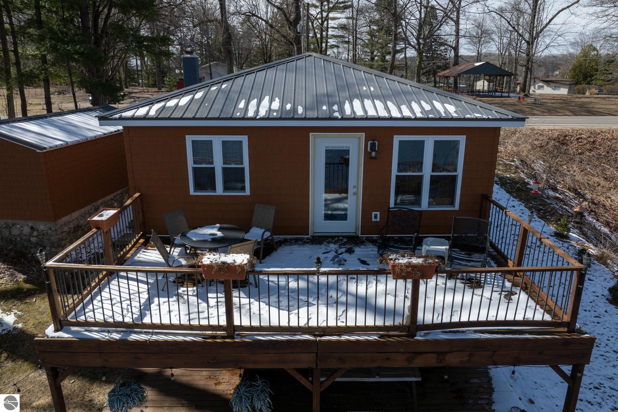 9701 S Lake Station Avenue, Lake, MI 48632 — front exterior