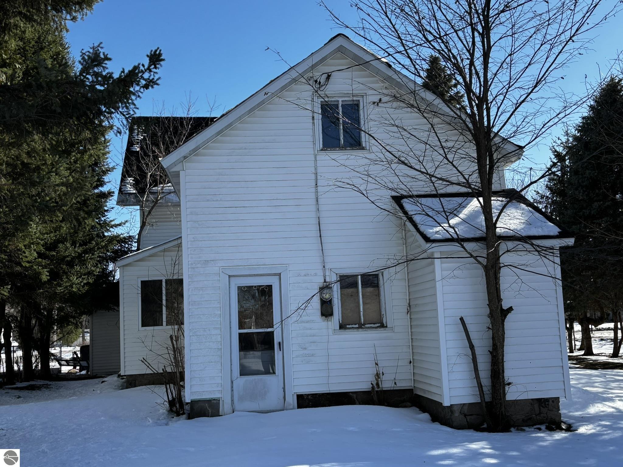Click to enlarge photo