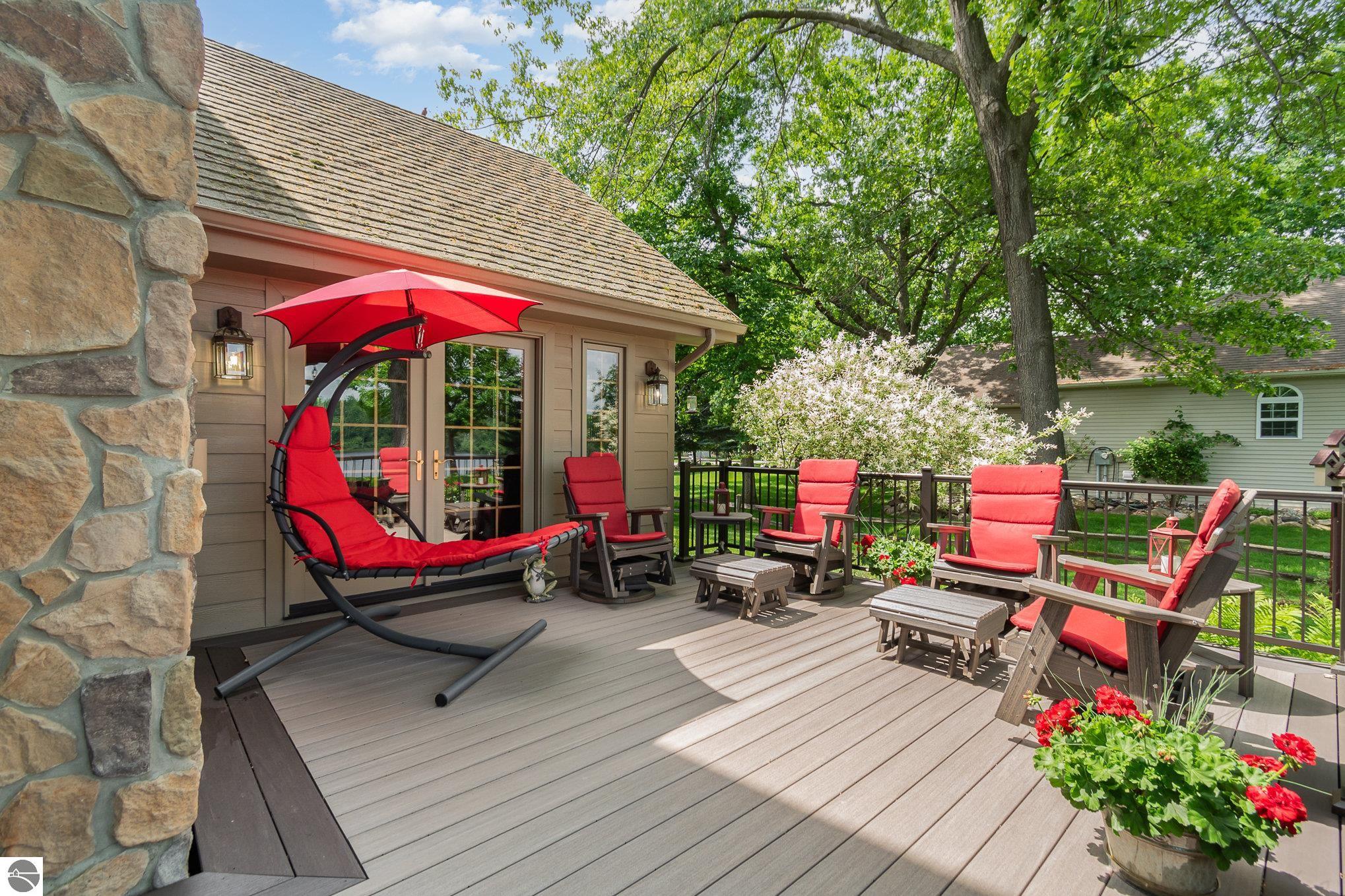 1276 Queensway Drive, Lake Isabella, MI 48893 — Photo 38
