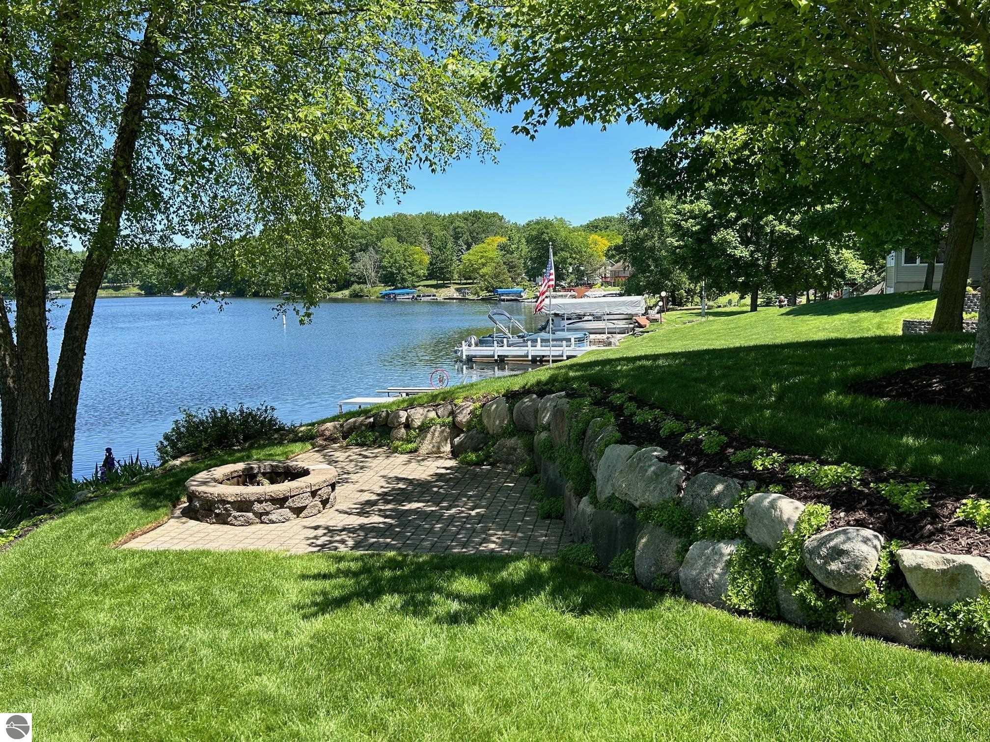 1276 Queensway Drive, Lake Isabella, MI 48893 — Photo 43
