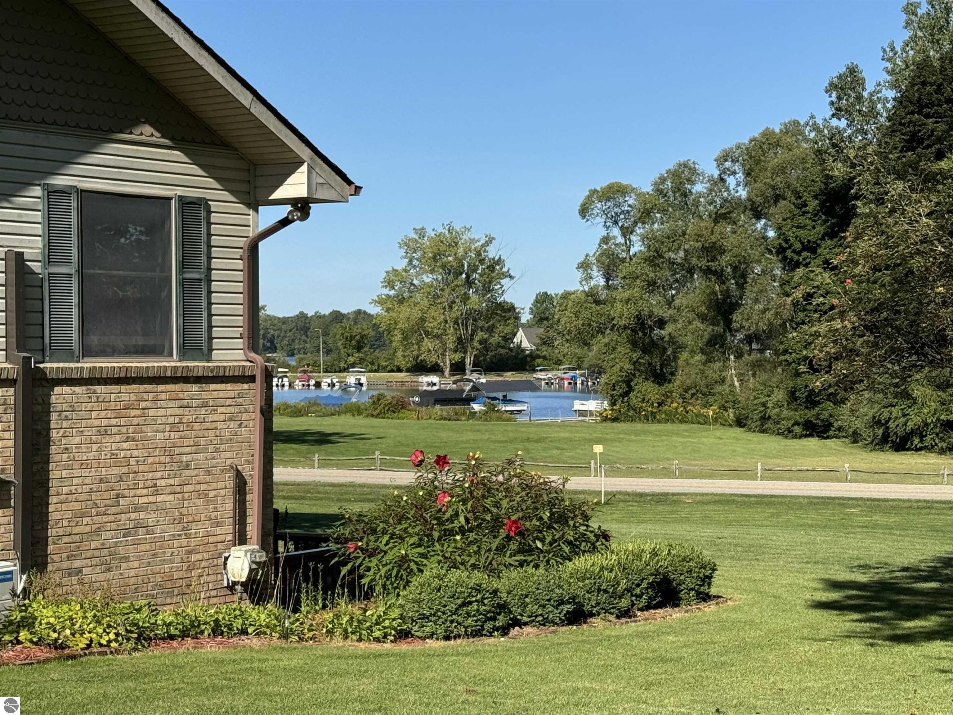 1000 Circle Drive, Lake Isabella, MI 48893 — Photo 10