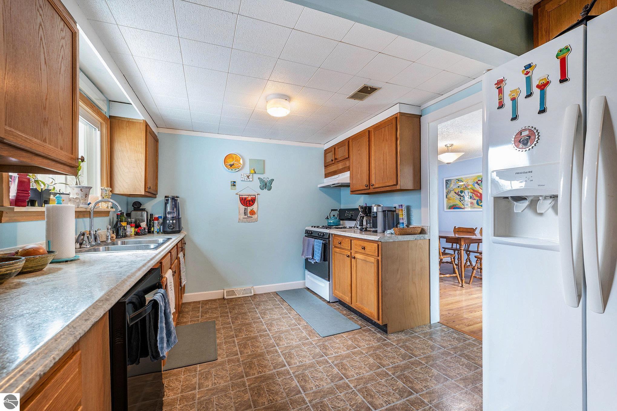 1067 Orchard, Benzonia, MI 49616 — Photo 11