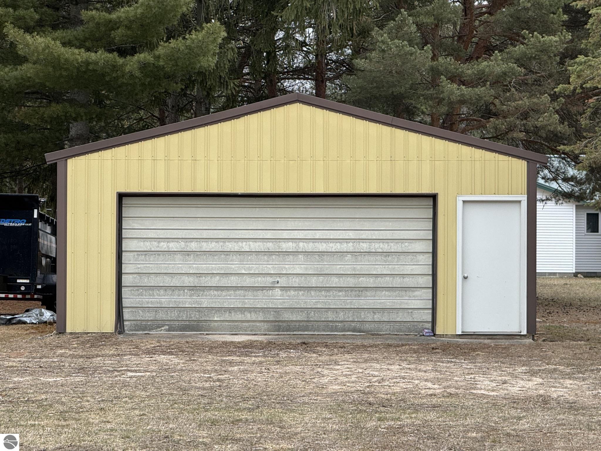 1341 S Lakeshore Drive, Lake City, MI 49651 — Photo 24