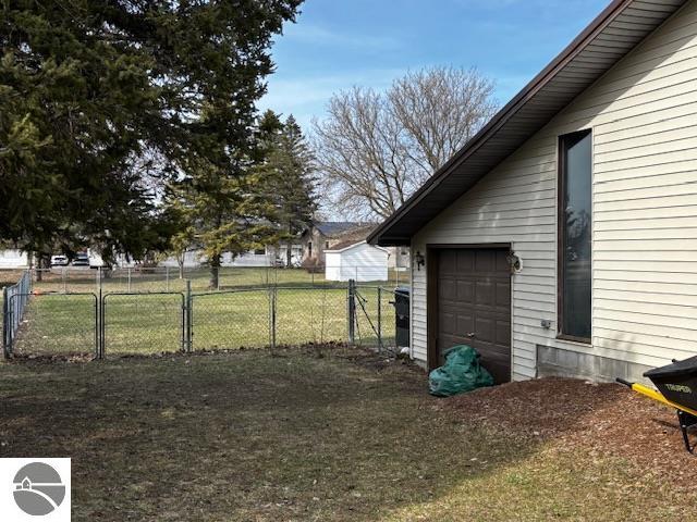 403 E Calhoun, Mancelona, MI 49659 — Photo 27
