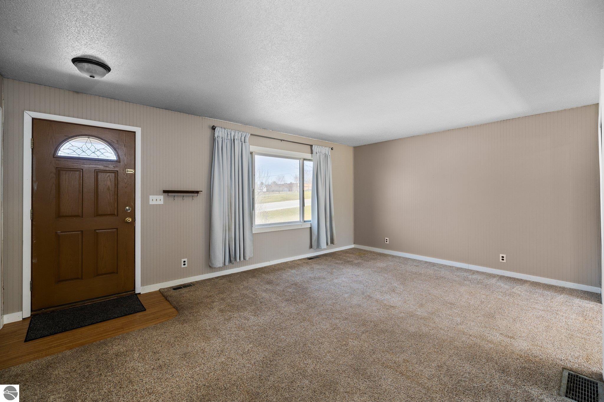 268 E Main Street, Kingsley, MI 49649 — Photo 5