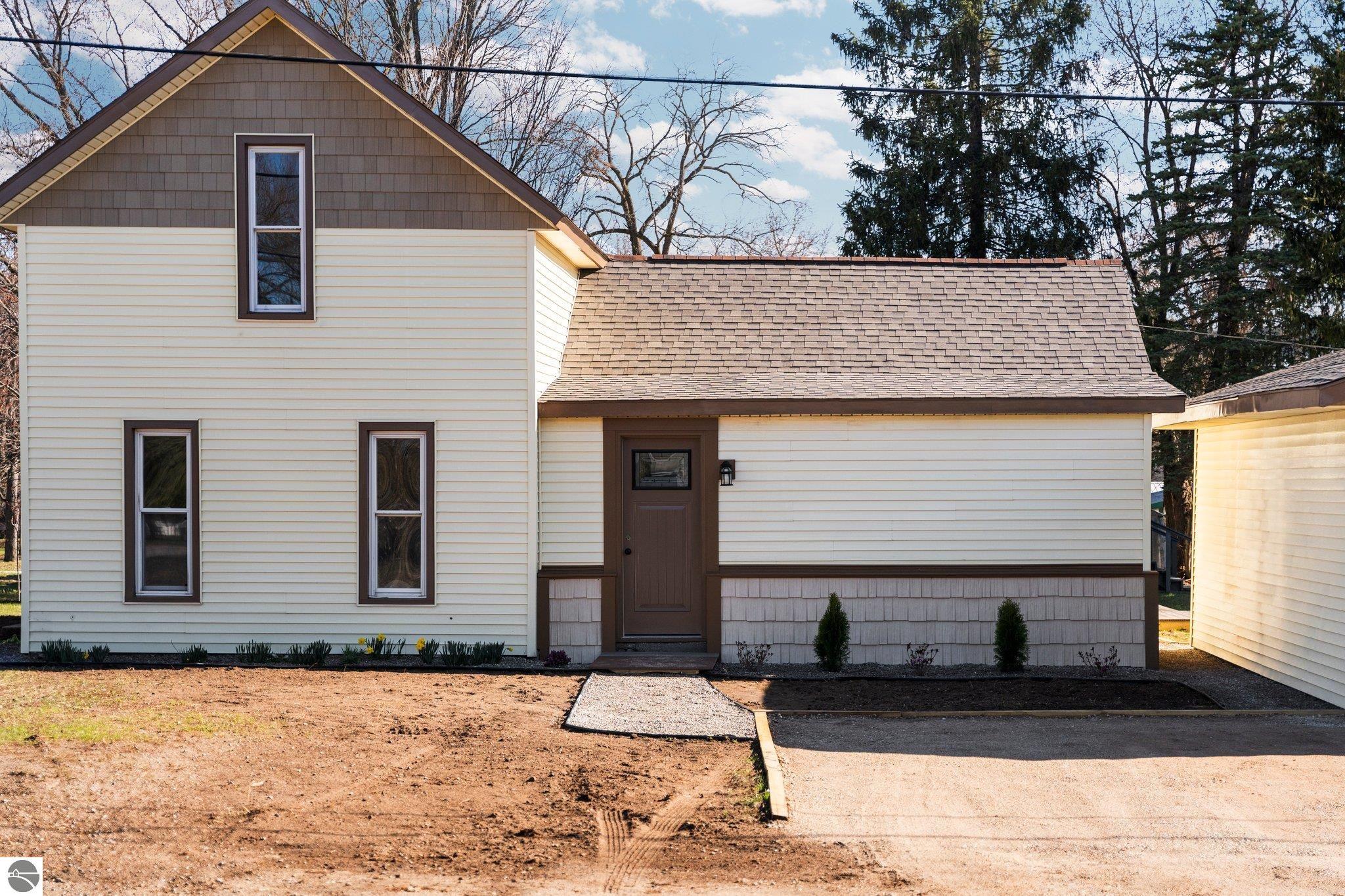 419 S Cherry Street, Kalkaska, MI 49646 — Photo 35