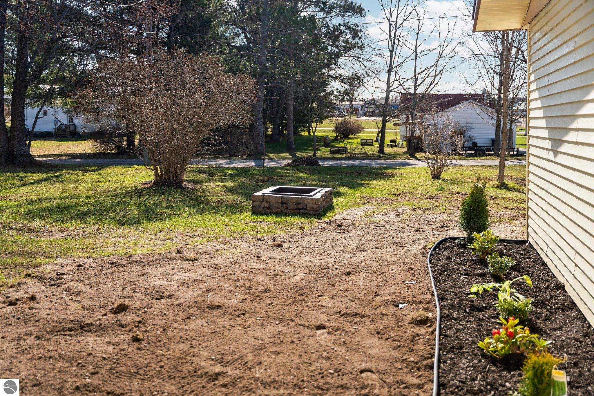 419 S Cherry Street, Kalkaska, MI 49646 — Photo 44