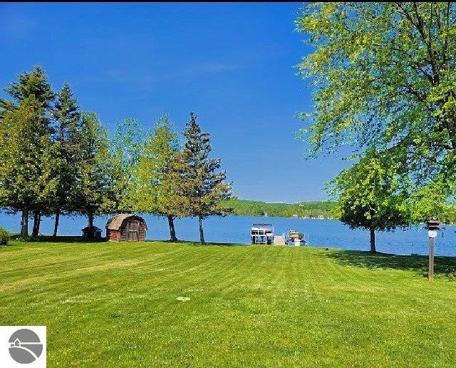 3764 S Grants Landing, Lake Leelanau, MI 49653 — front exterior