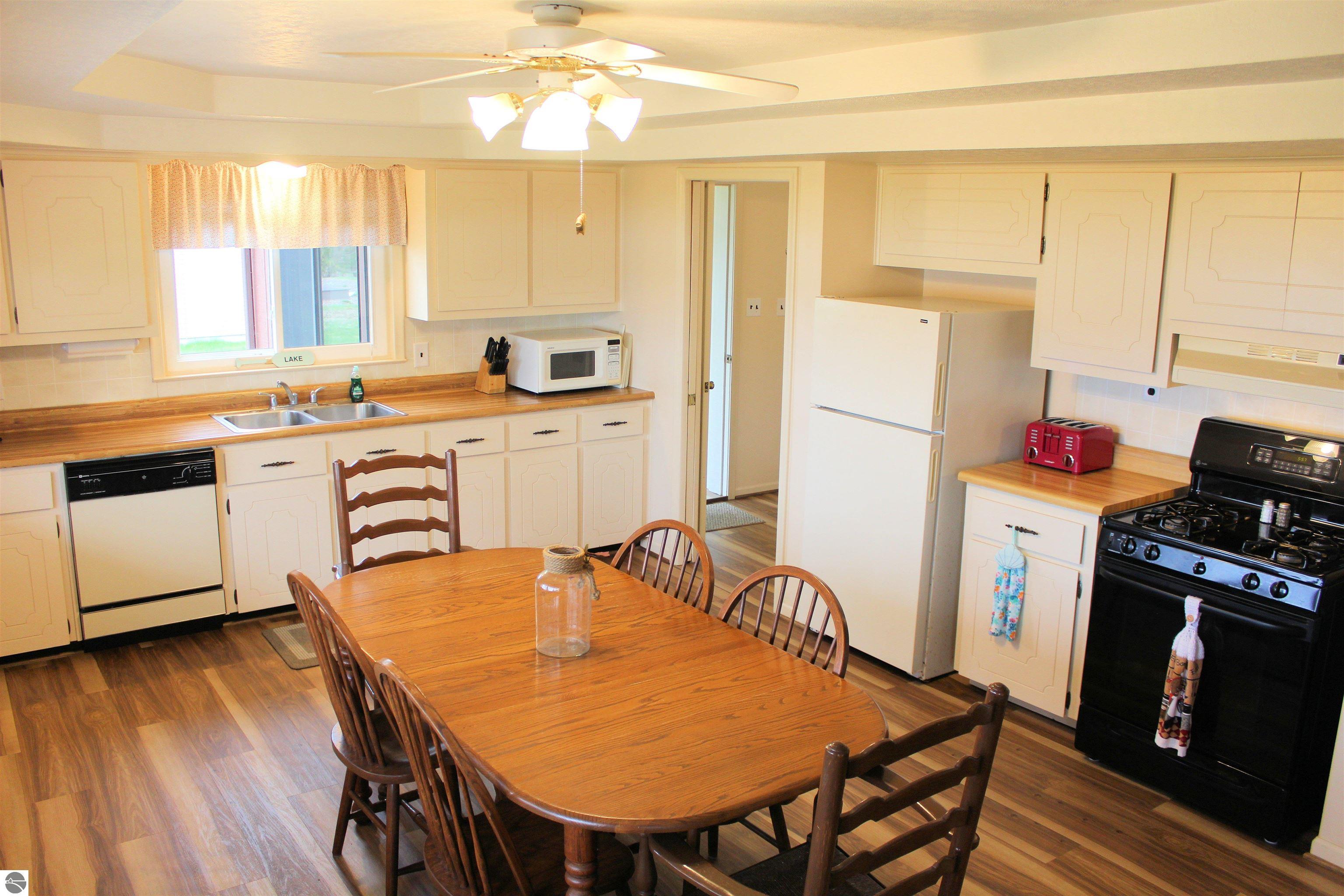 3764 S Grants Landing, Lake Leelanau, MI 49653 — Photo 28