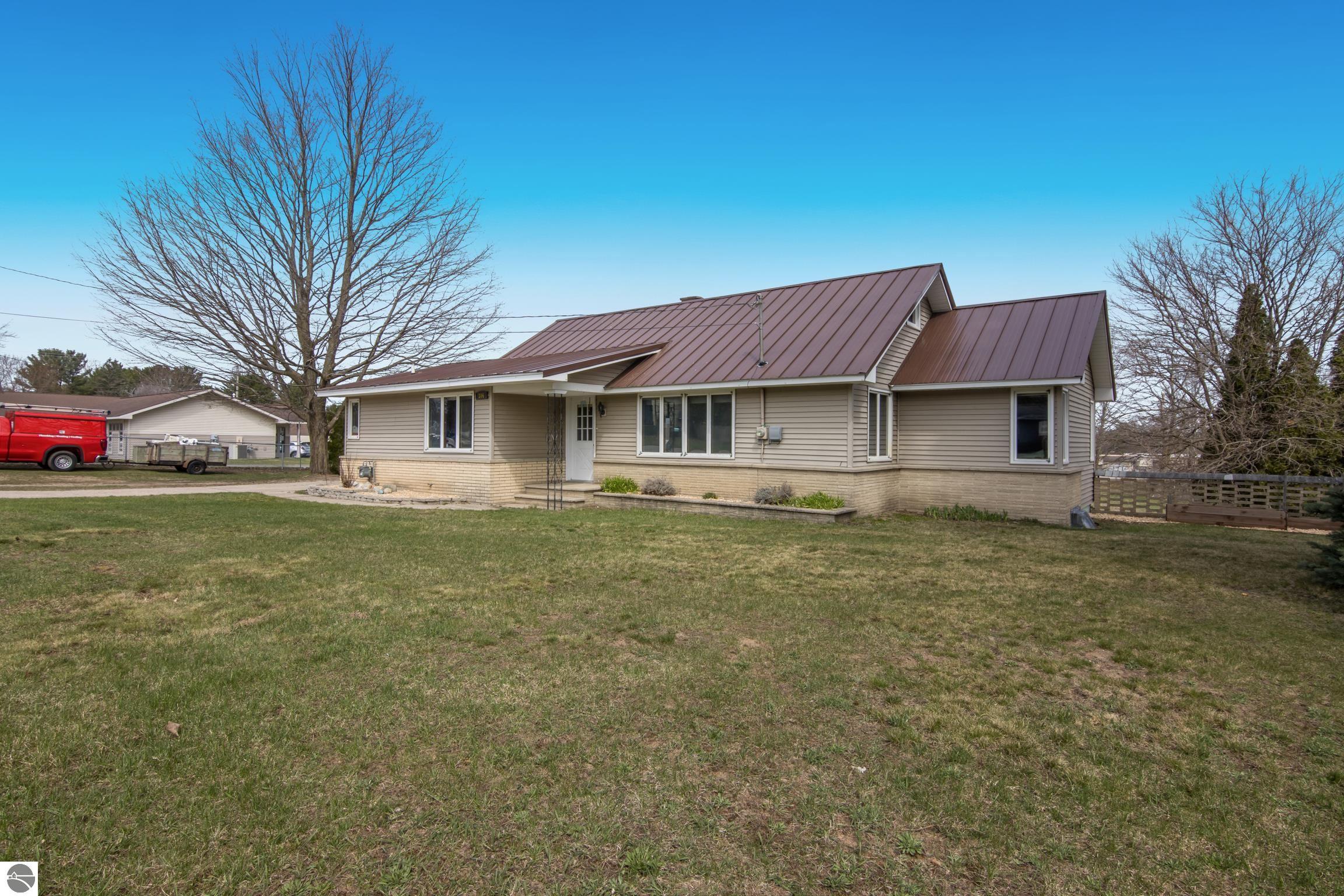 306 Fenton Street, Kingsley, MI 49649 — Photo 4