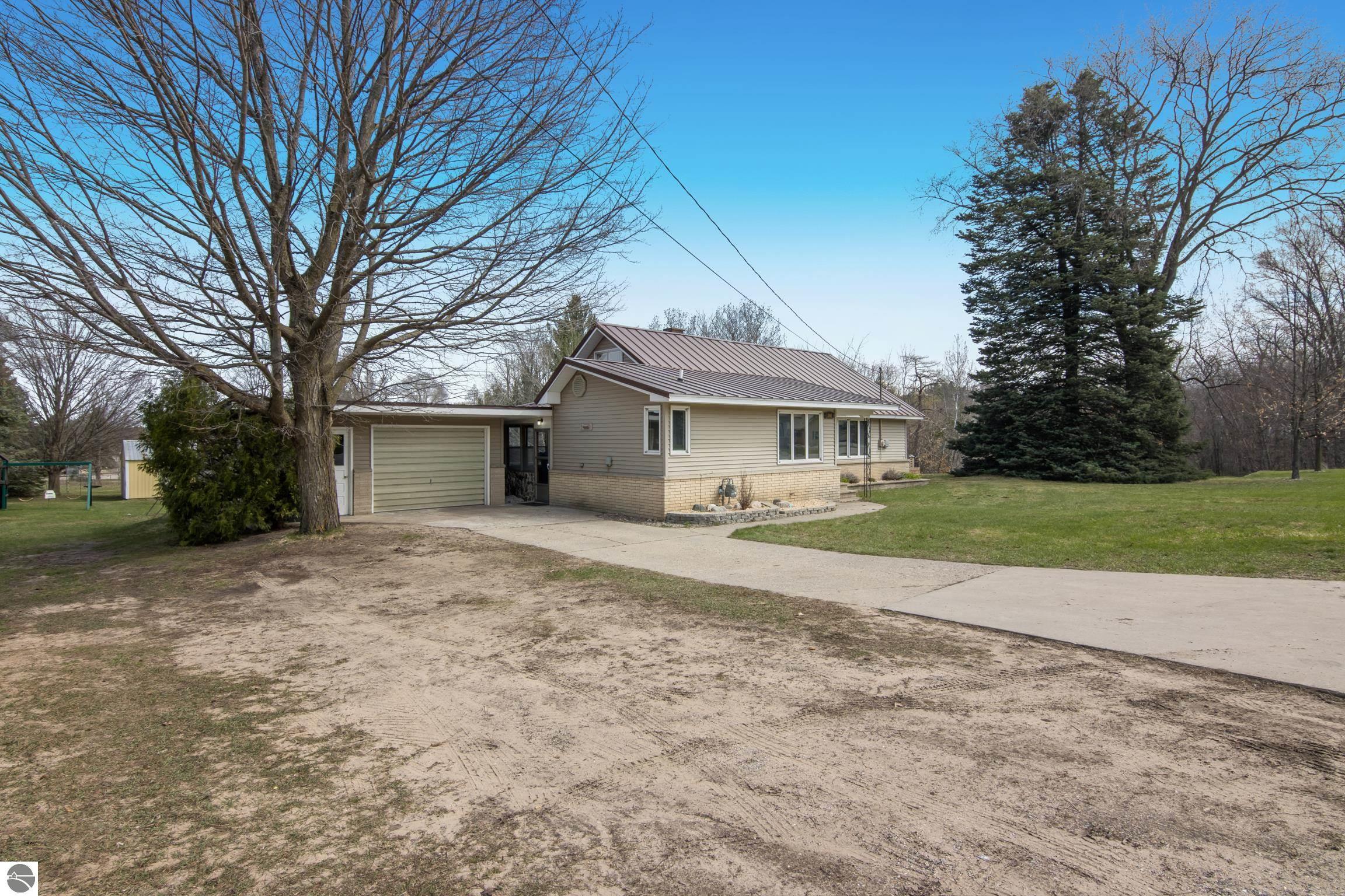 306 Fenton Street, Kingsley, MI 49649 — Photo 45