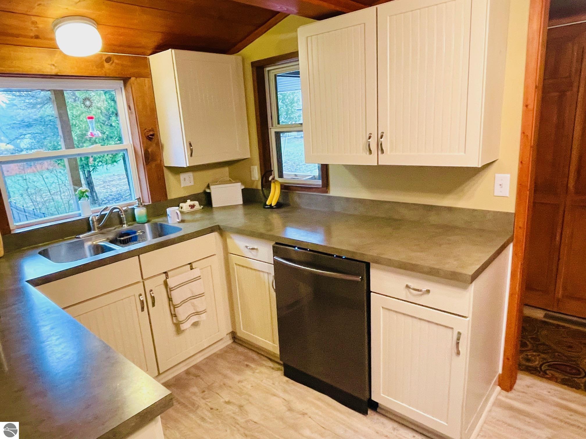 2589 Rushton Road, Central Lake, MI 49622 — Photo 9