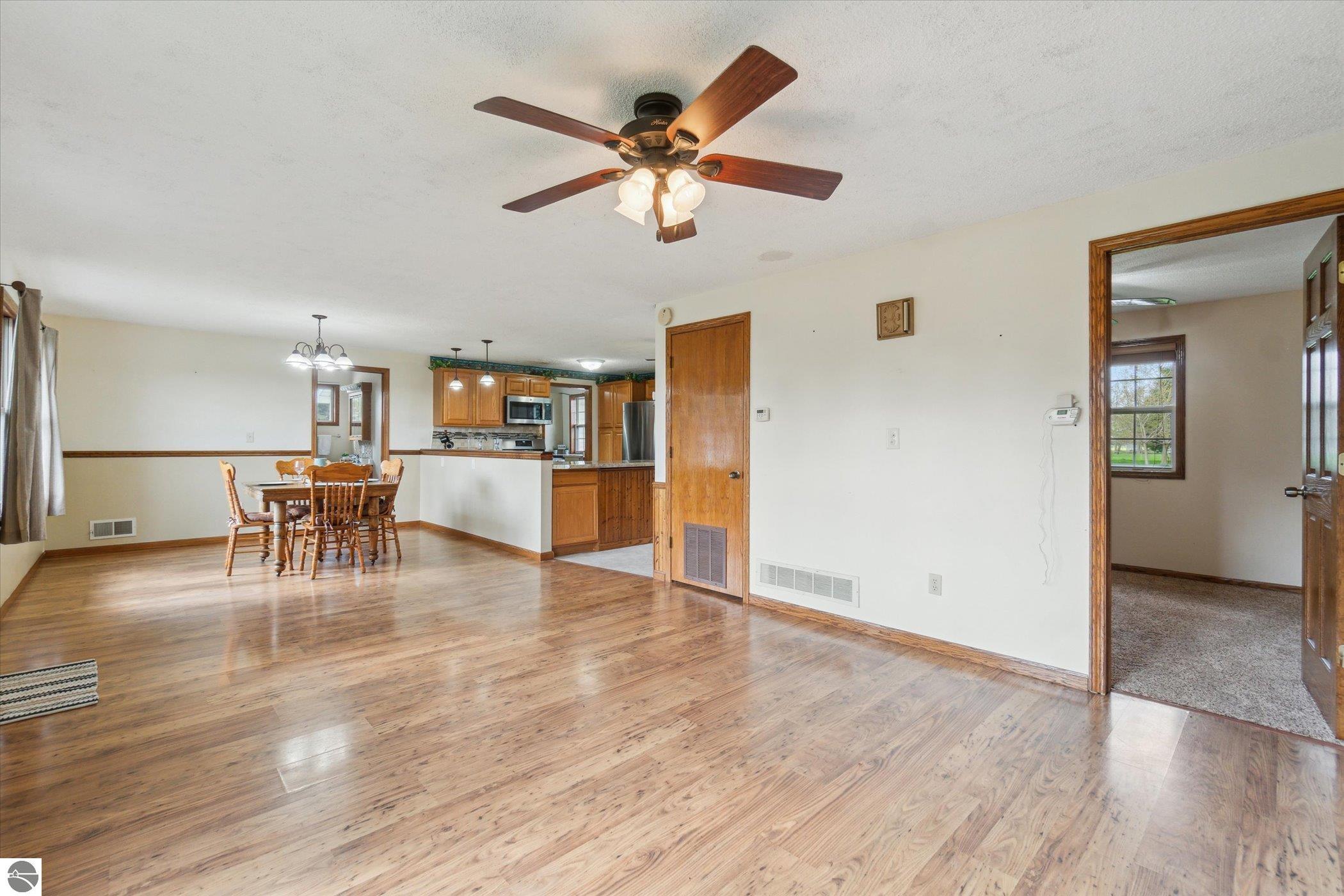 111 N Cole Street, Perrinton, MI 48871 — Photo 16
