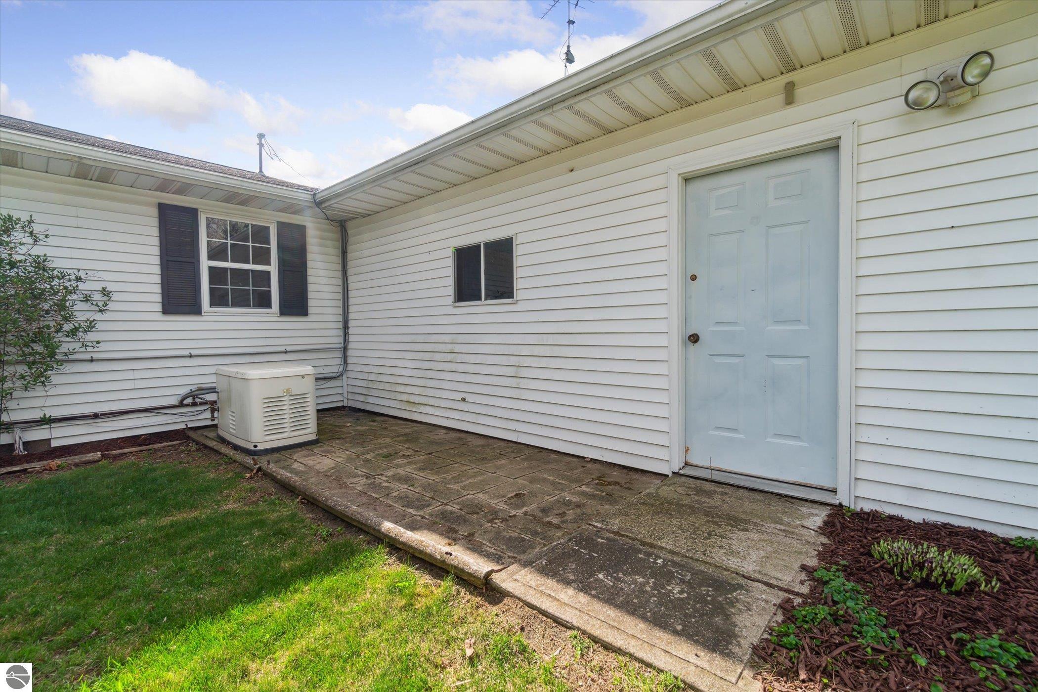 111 N Cole Street, Perrinton, MI 48871 — Photo 35