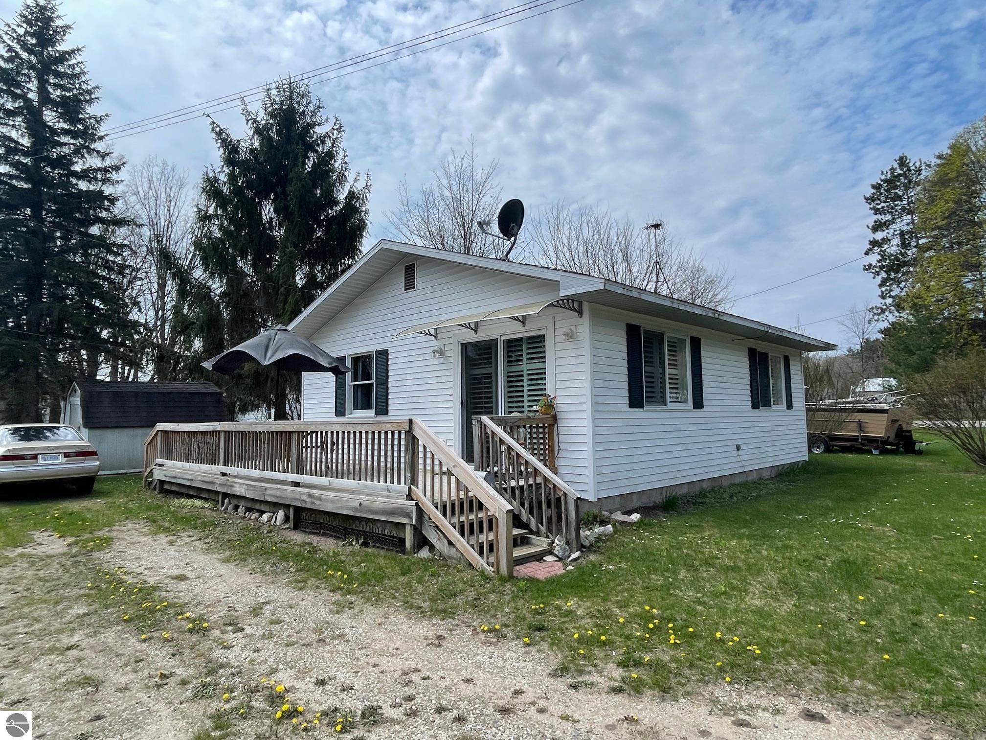 8117 North Street, Central Lake, MI 49622 — front exterior