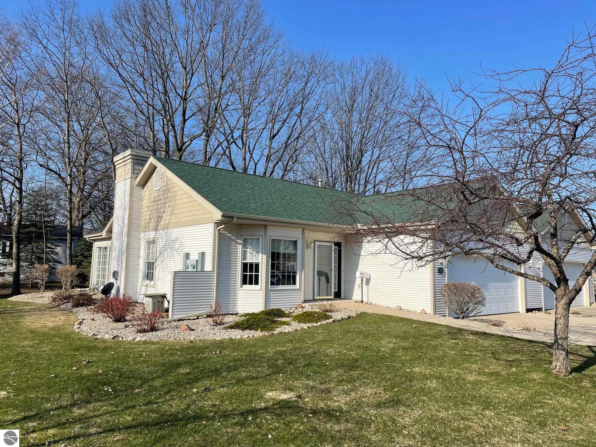 342 Golf View Lane, Elk Rapids, MI 49629 — Photo 11