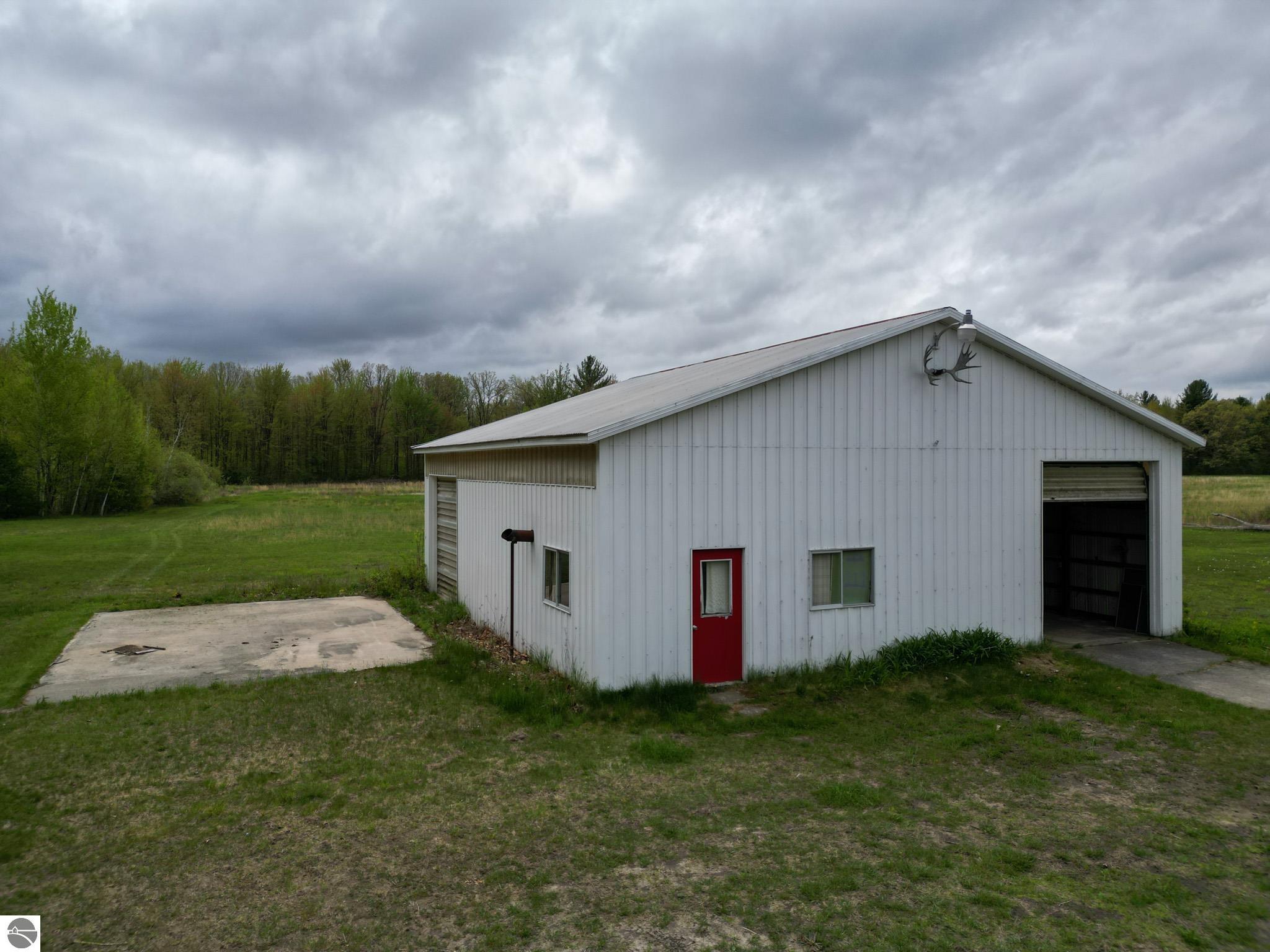 Click to enlarge photo