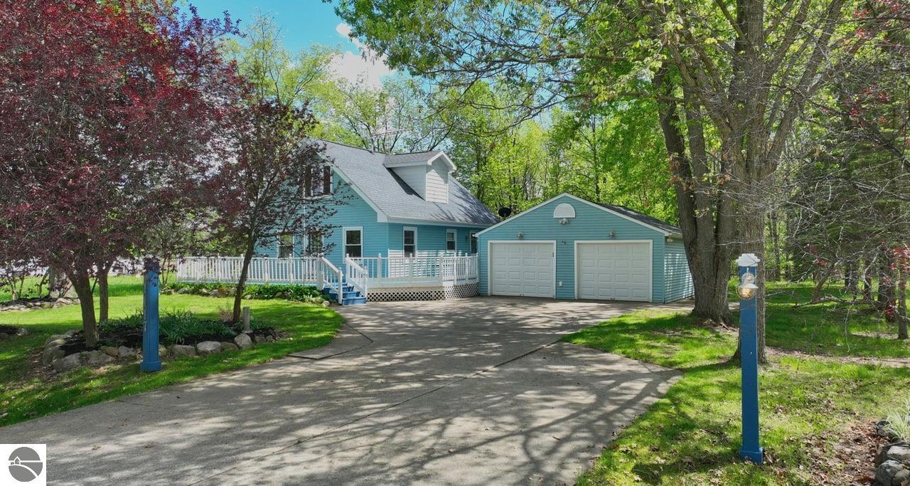 1117 Lincoln Drive, Lake Isabella, MI 48893 — Photo 32