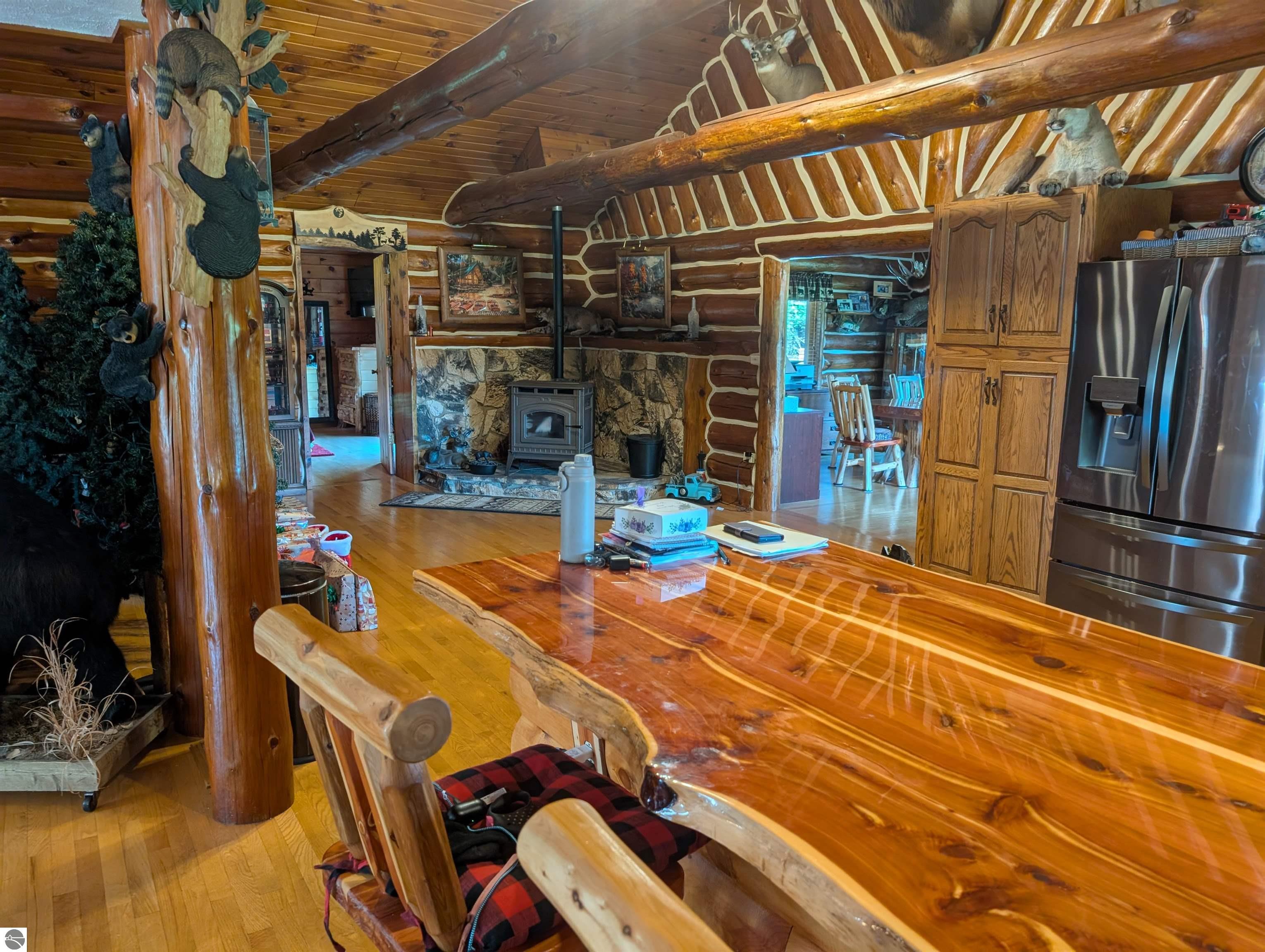 Click to enlarge photo