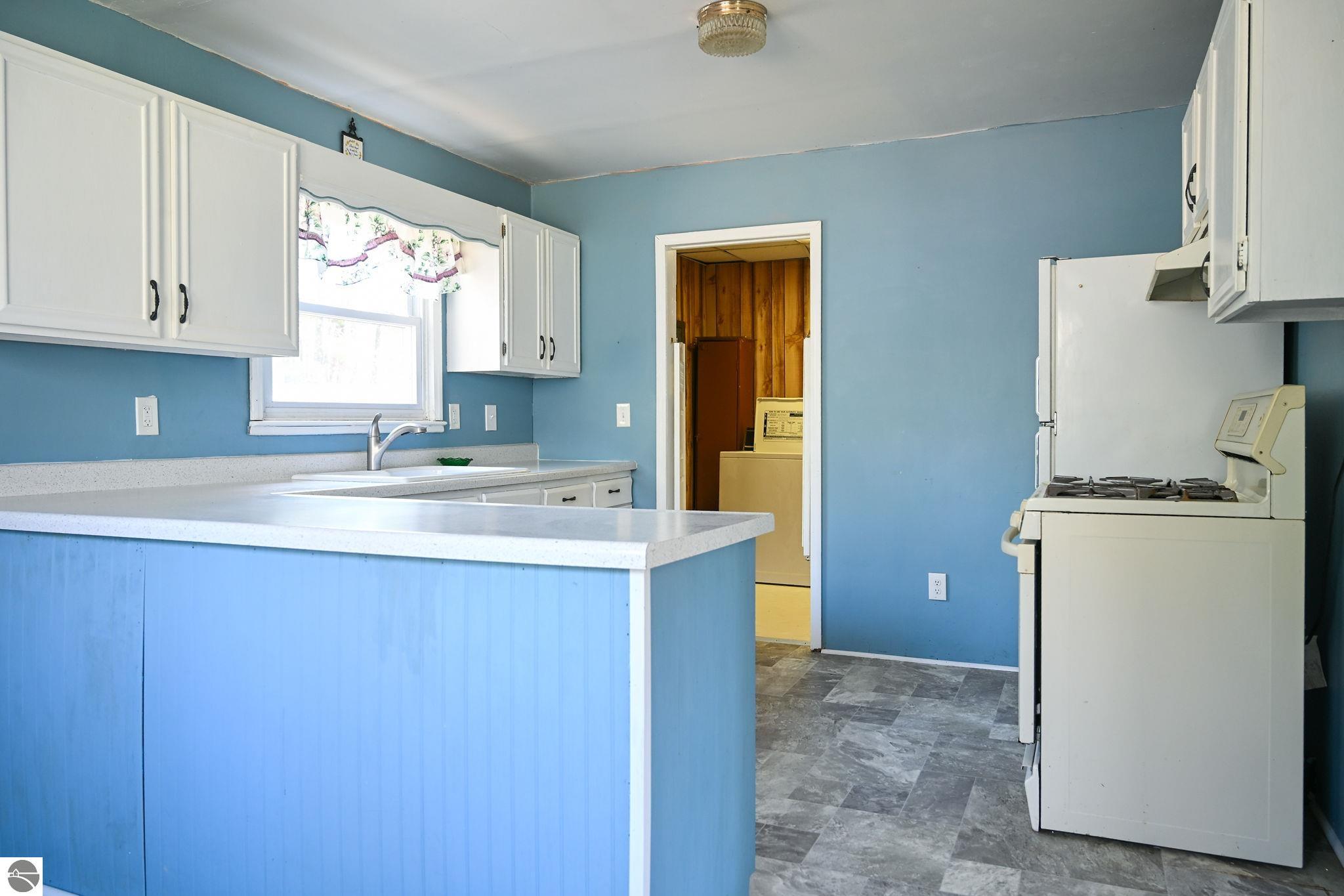 2818 Leone Avenue, National City, MI 48748 — Photo 13