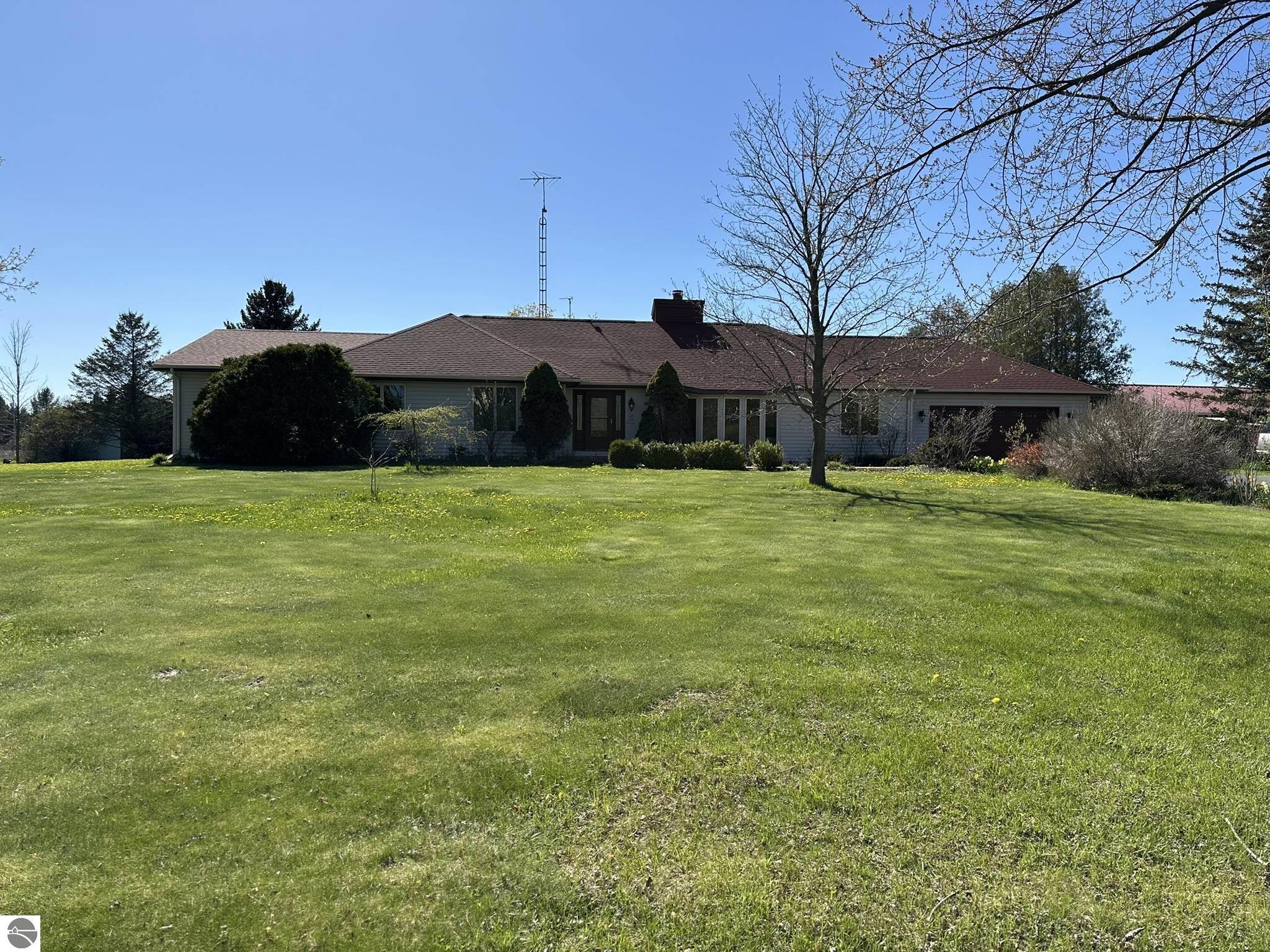631 N Kobs Road, Tawas City, MI 48763 — Photo 3