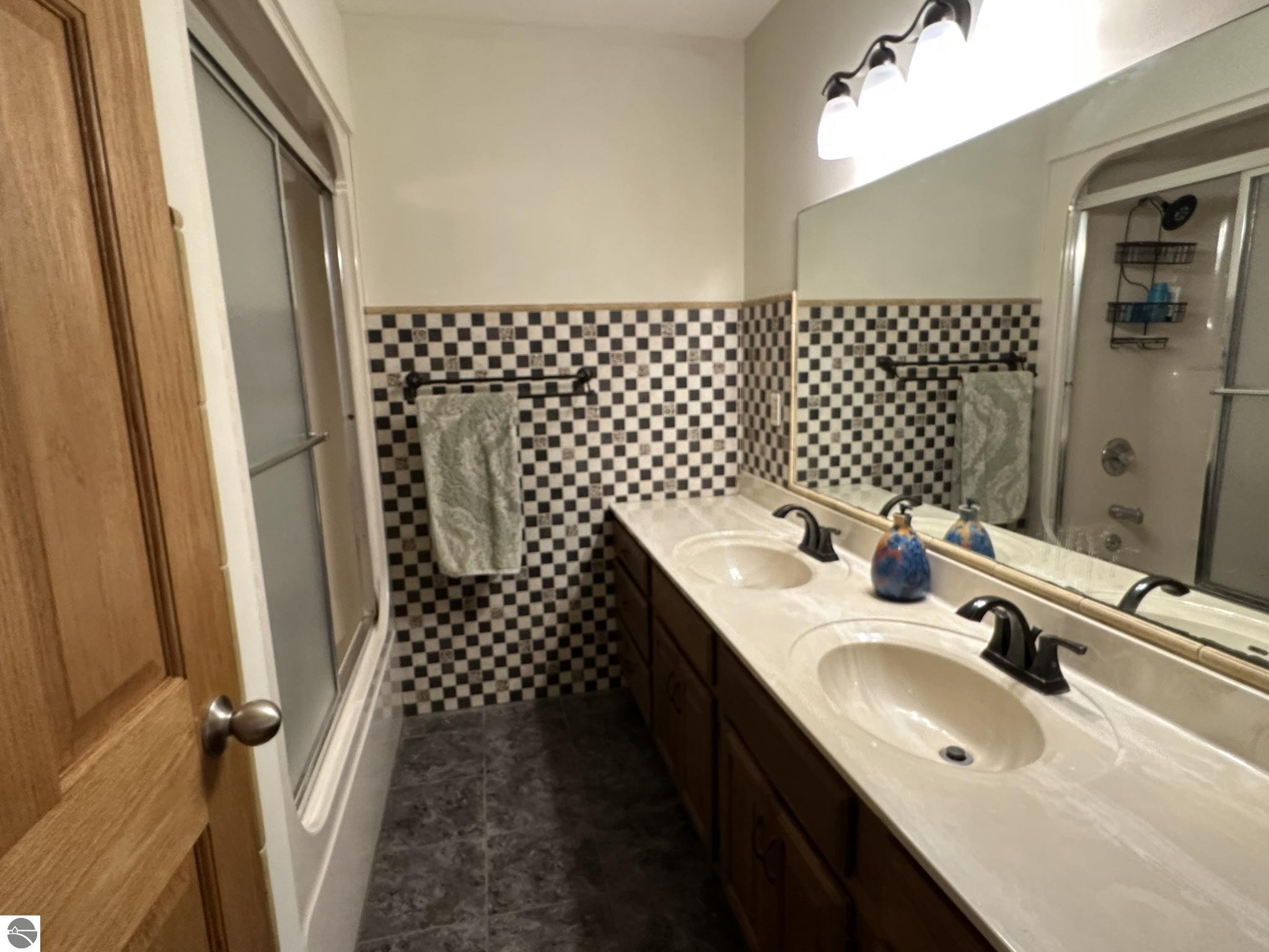 631 N Kobs Road, Tawas City, MI 48763 — Photo 21