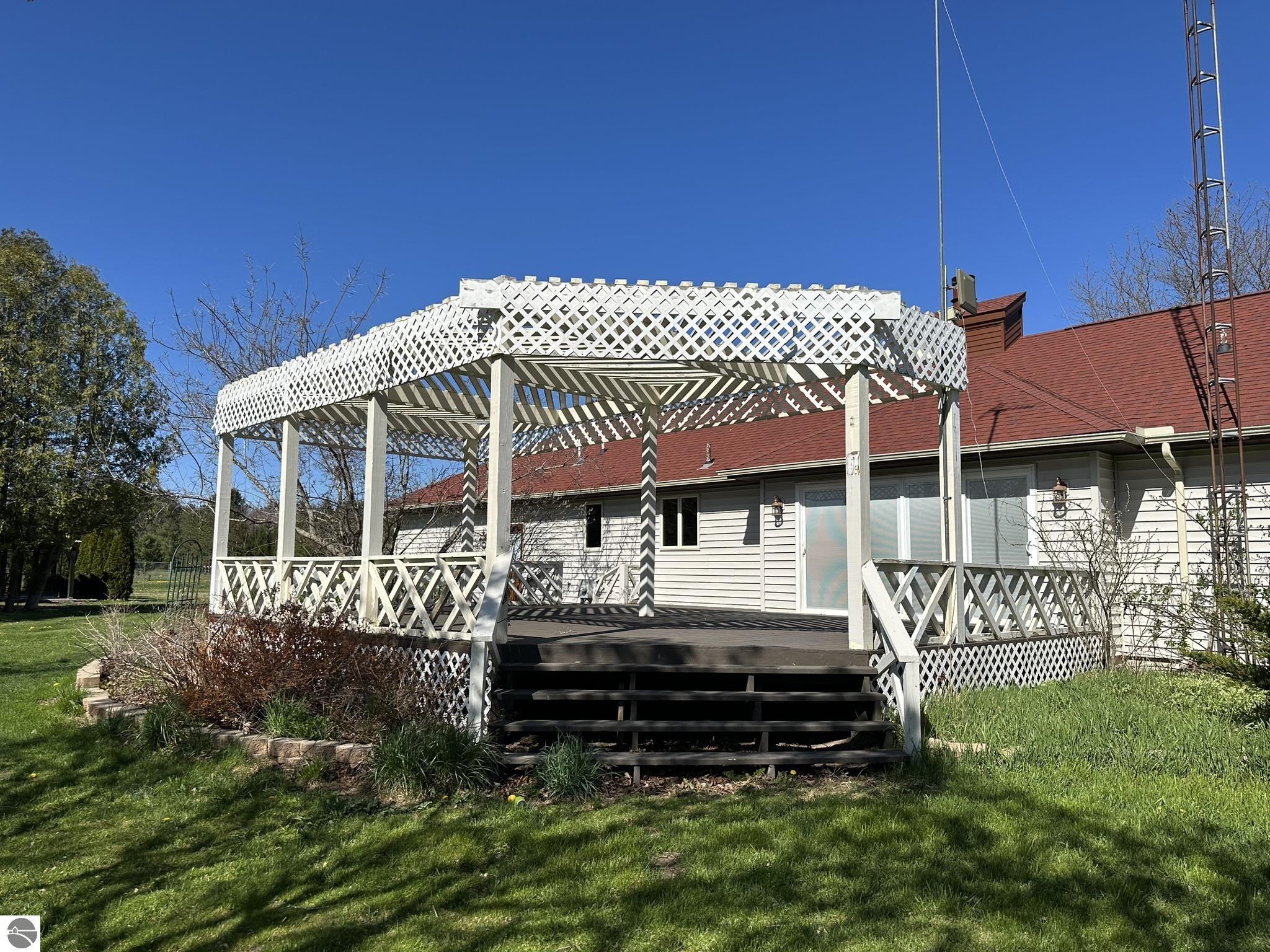 631 N Kobs Road, Tawas City, MI 48763 — Photo 26