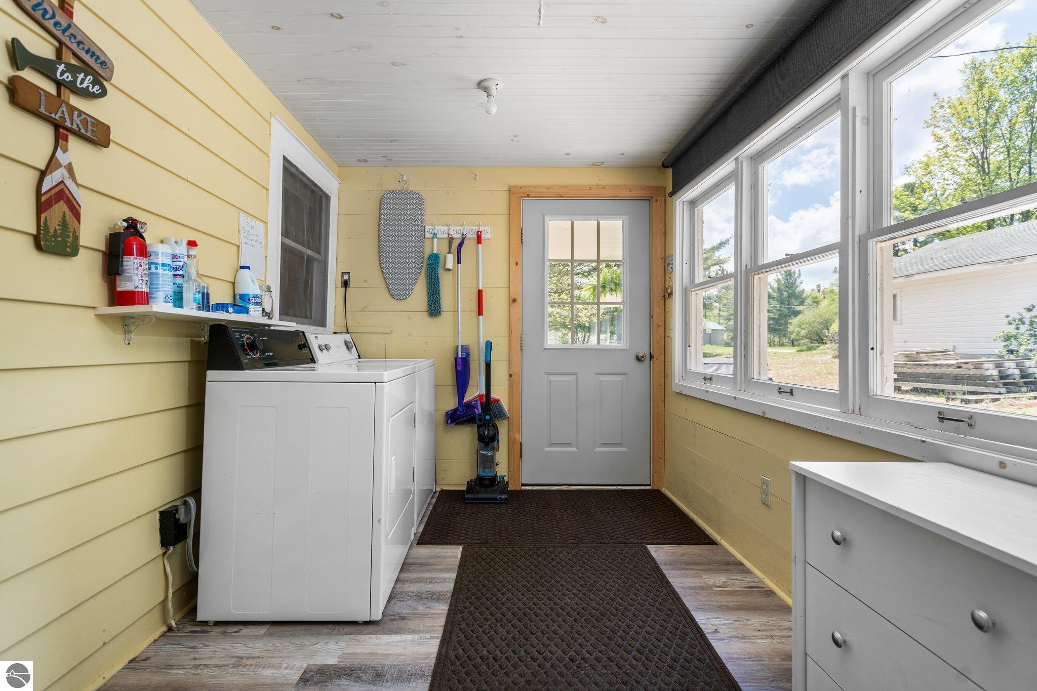 421 Howard Street Alley, Fife Lake, MI 49633 — Photo 22