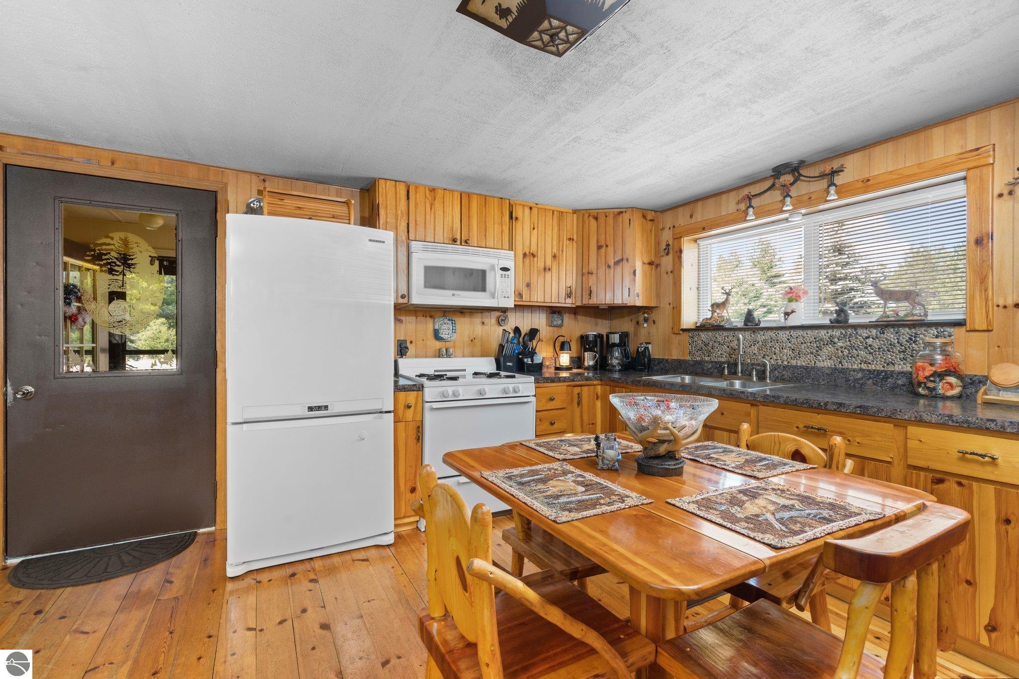 6202 Fletcher Road, Fife Lake, MI 49633 — Photo 24