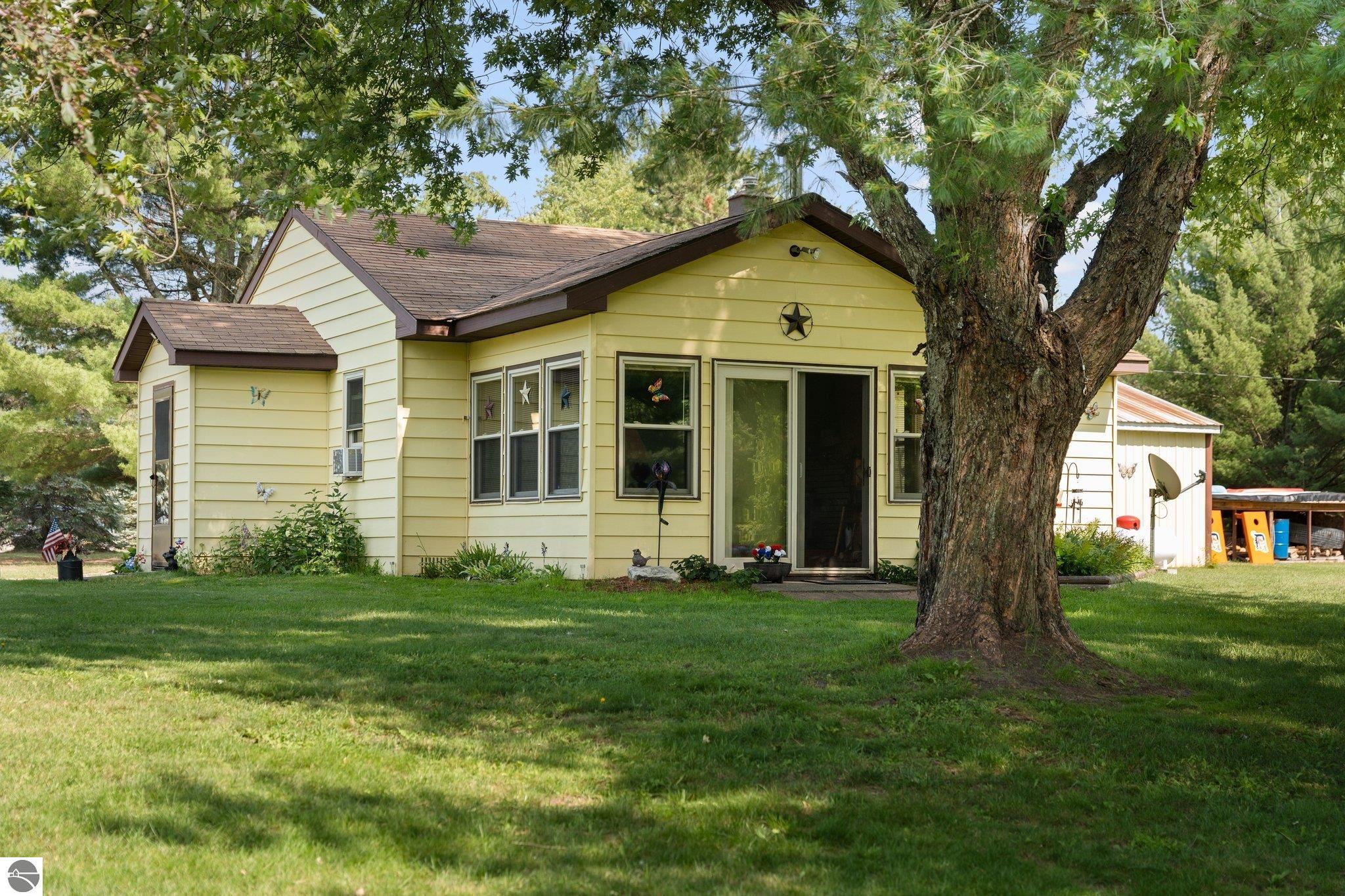 6202 Fletcher Road, Fife Lake, MI 49633 — Photo 38