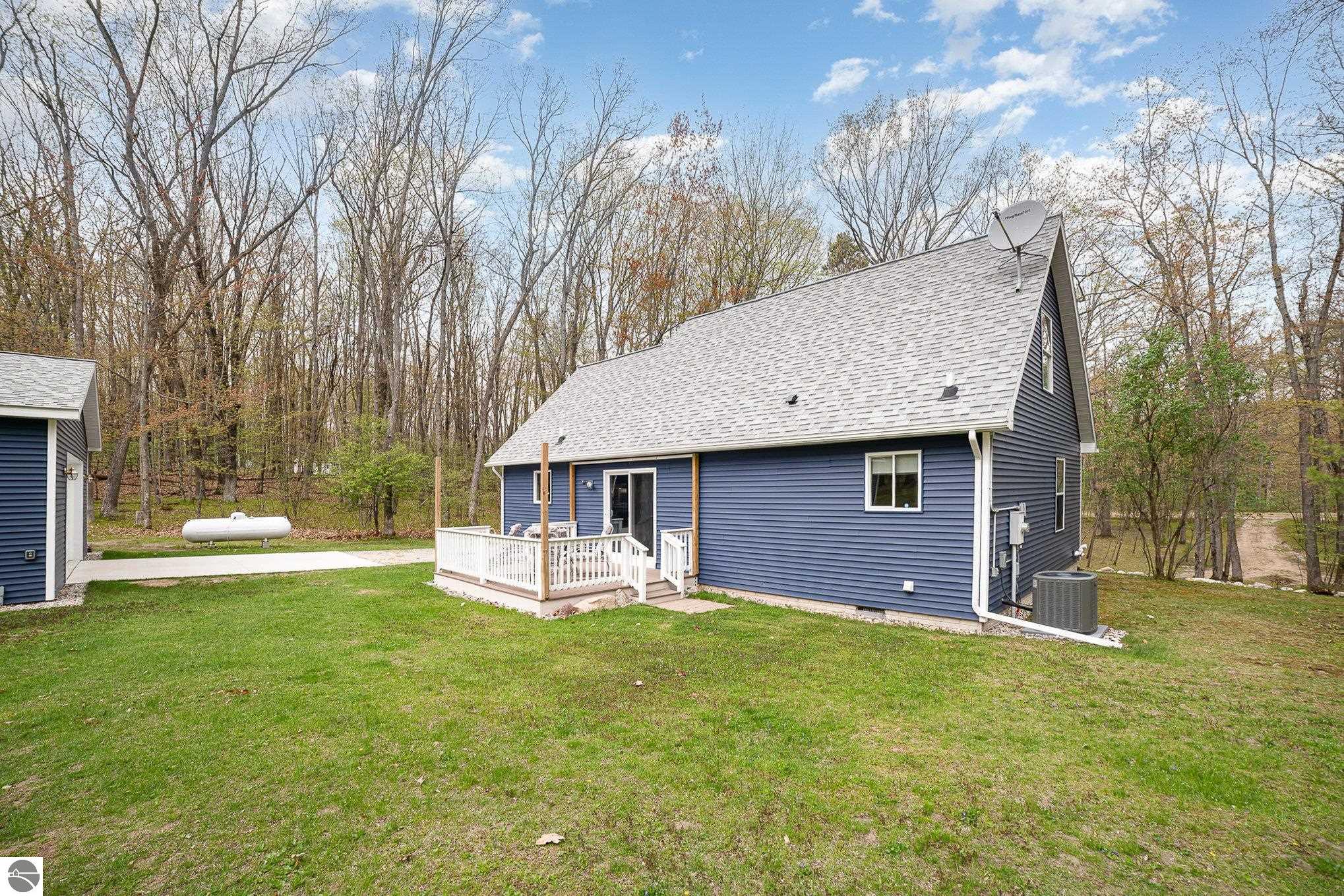 4480 Mockingbird Circle, Farwell, MI 48622 — Photo 31