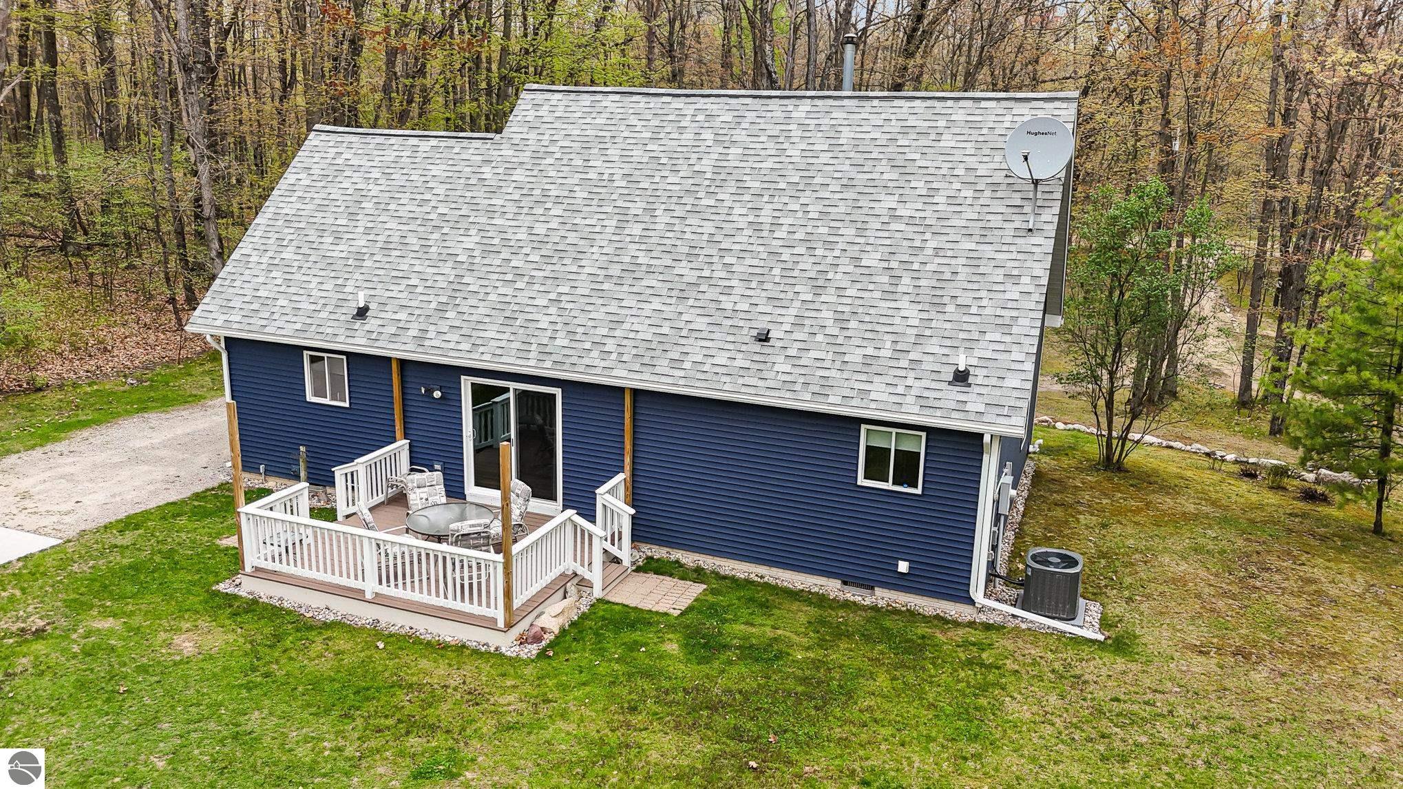 4480 Mockingbird Circle, Farwell, MI 48622 — Photo 32