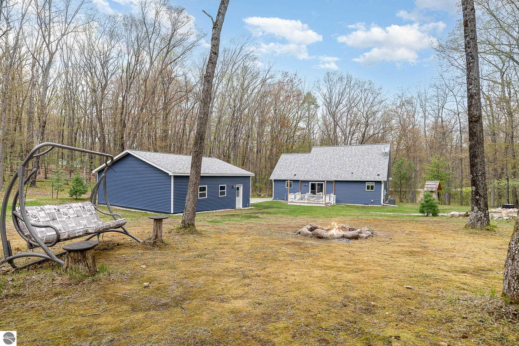 4480 Mockingbird Circle, Farwell, MI 48622 — Photo 33